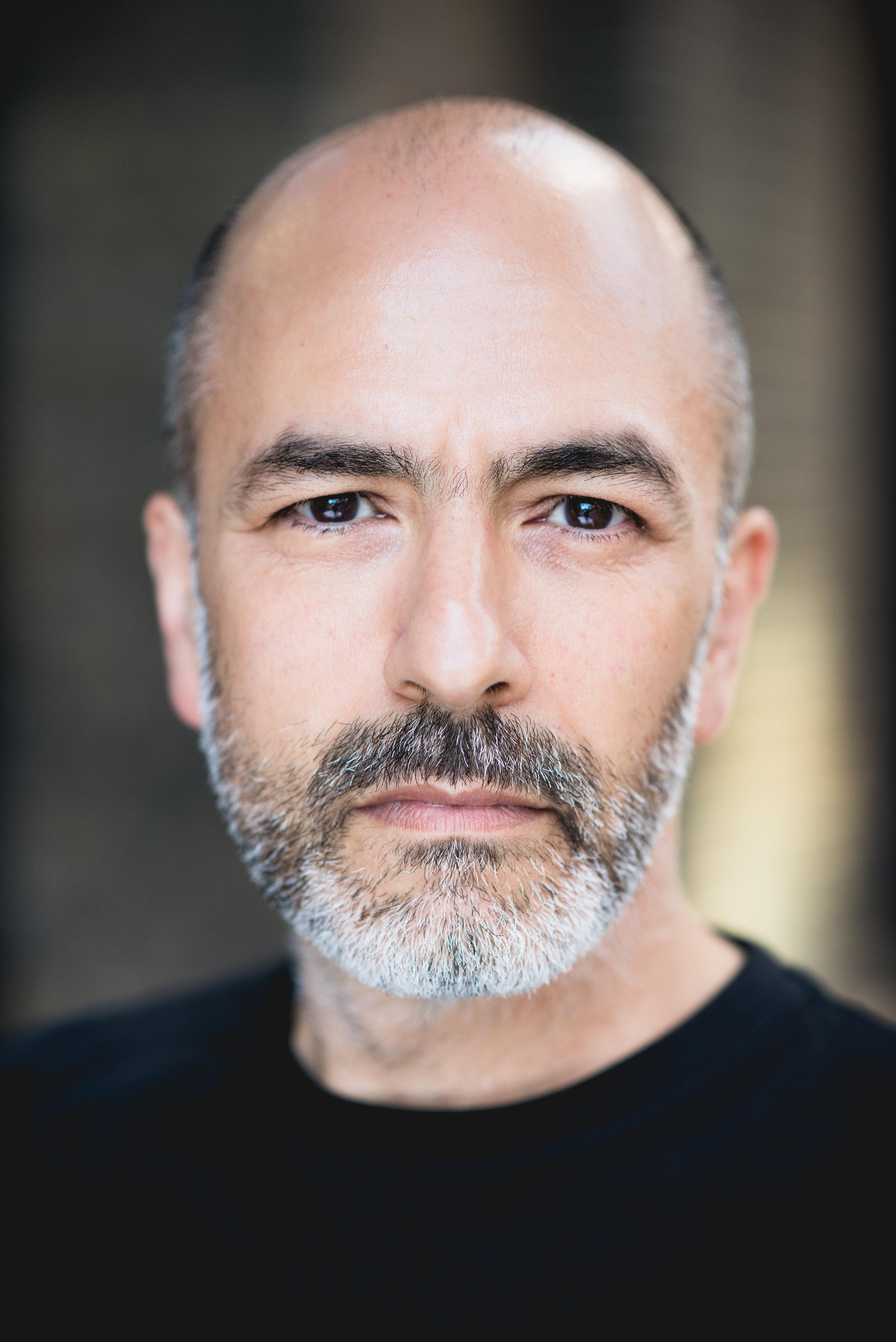 actor Dennis Farrin large photo