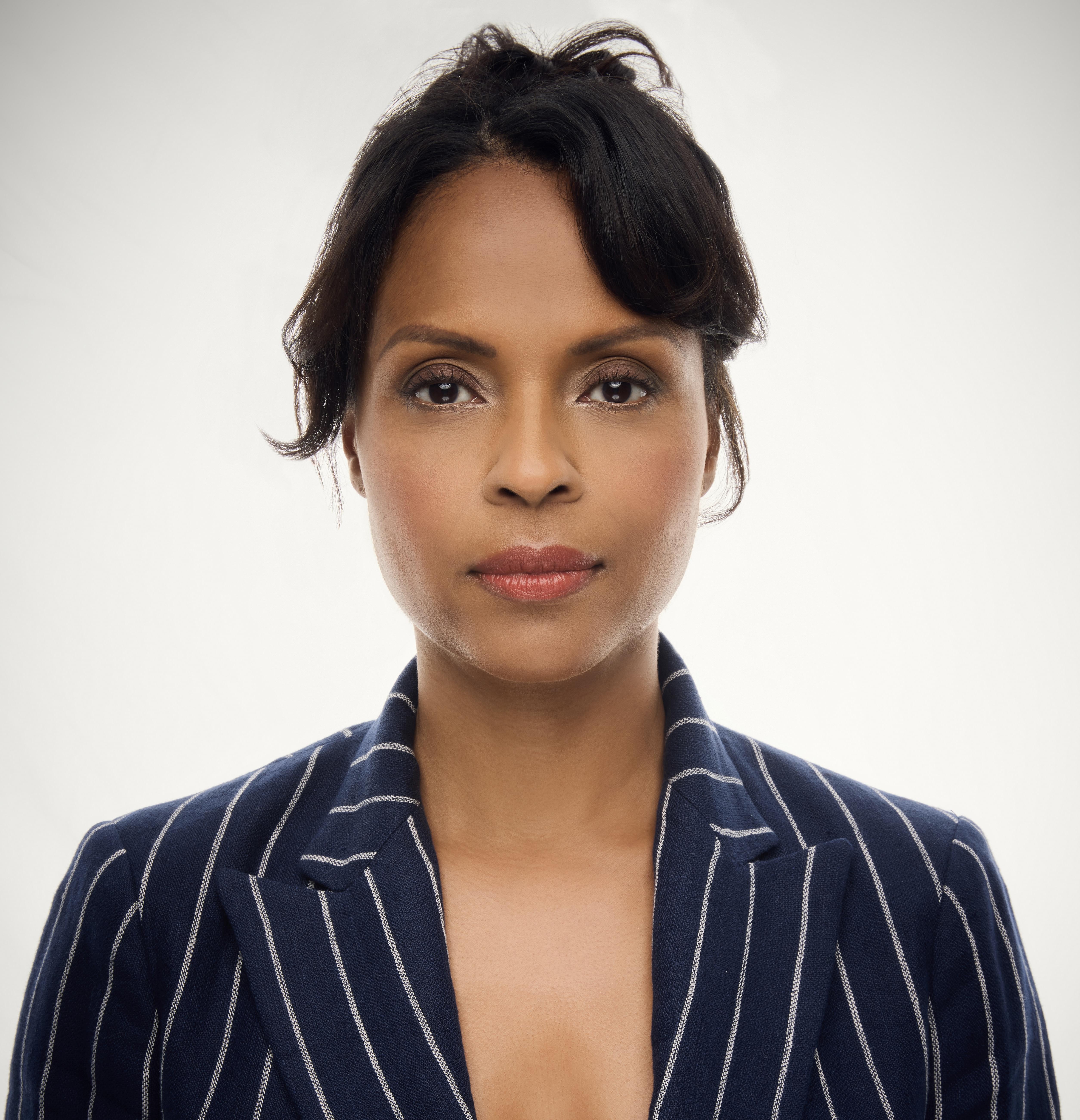 actor Lisagaye Tomlinson large photo