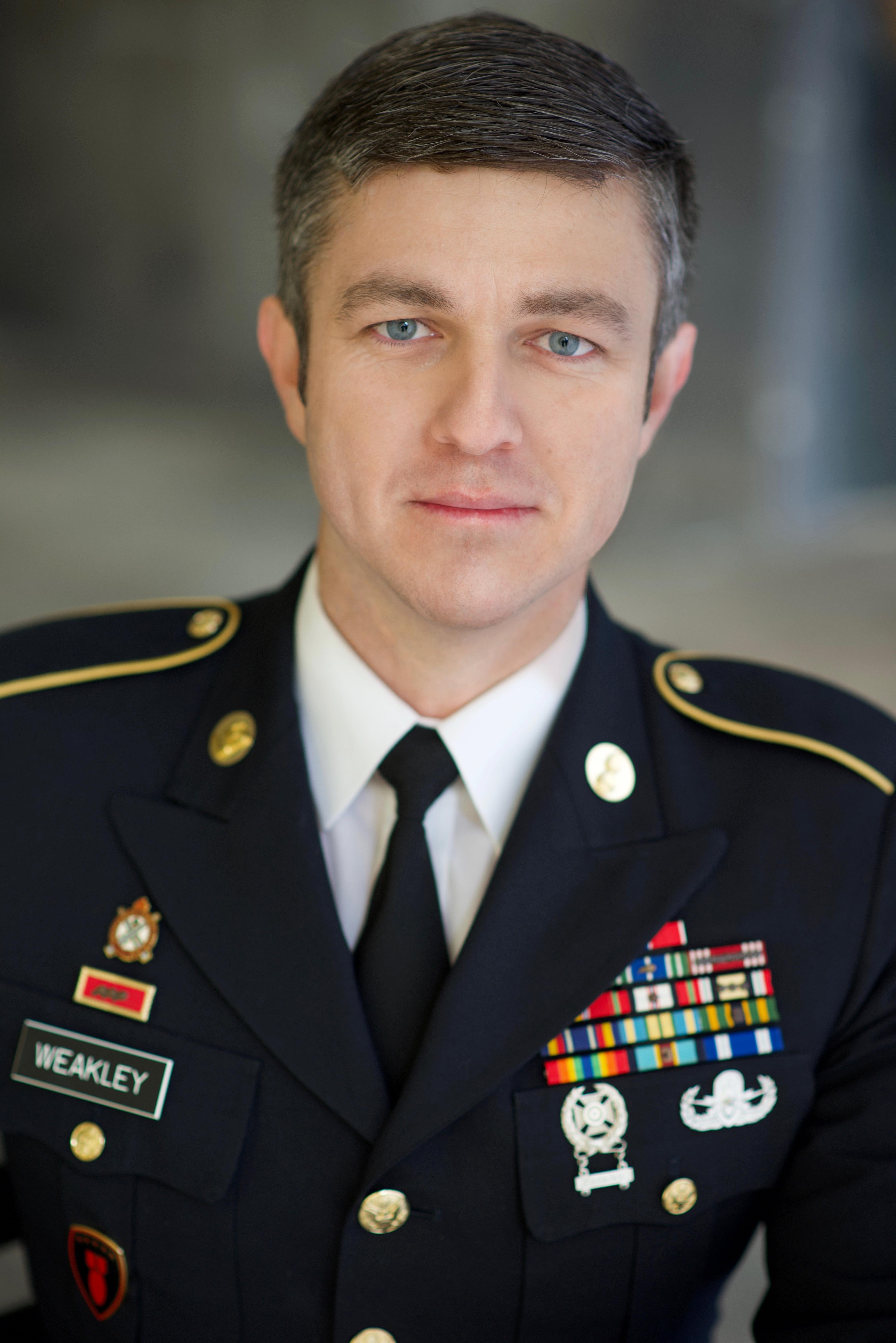 actor Christopher Michael Weakley large photo