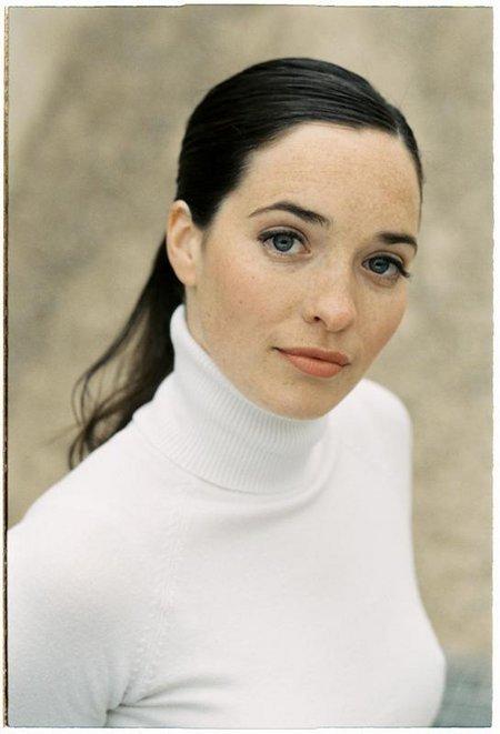 actor Aoibheann O'Hara large photo