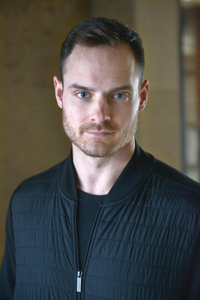 actor Nick Duncan large photo