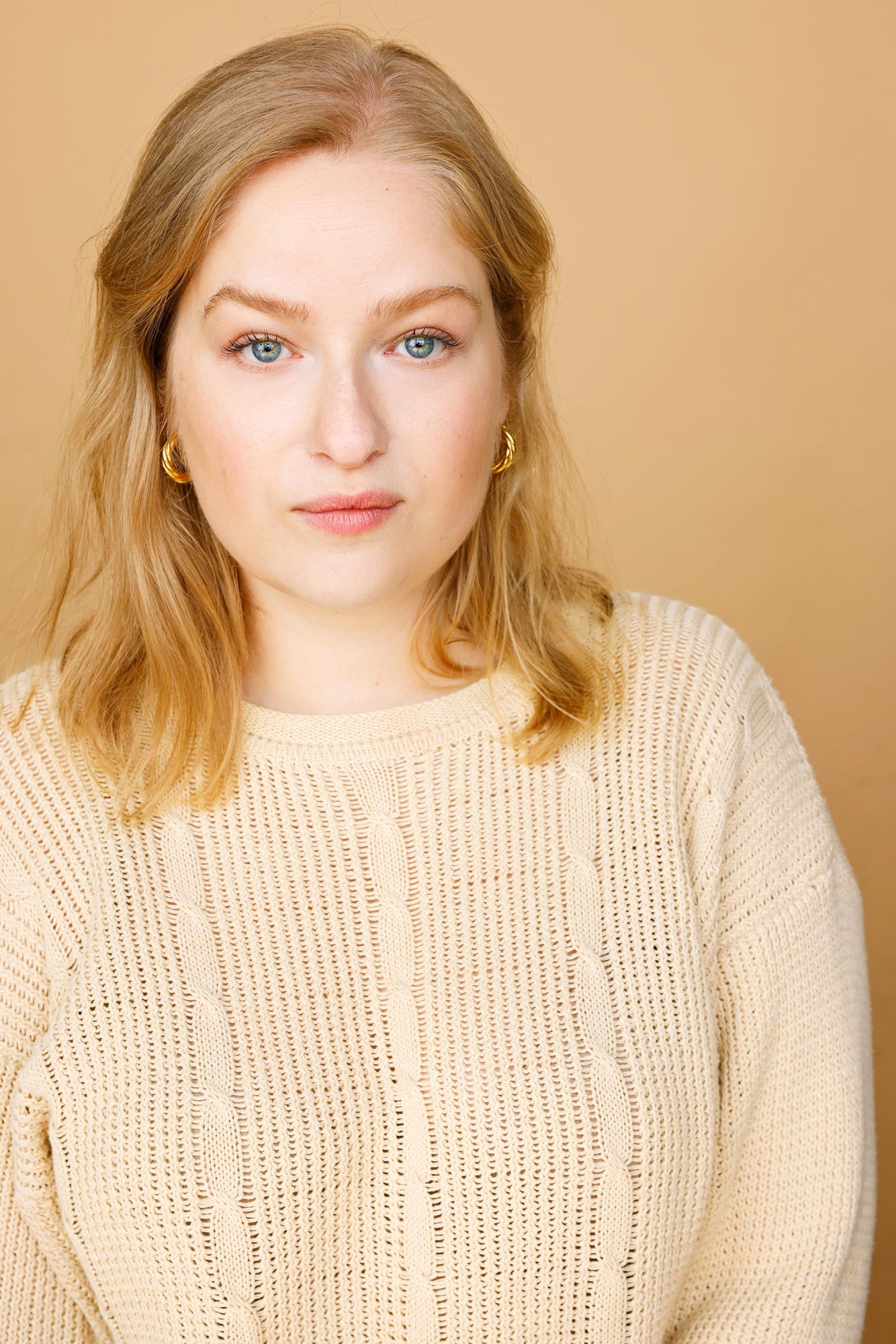 actor Emma Jansen large photo