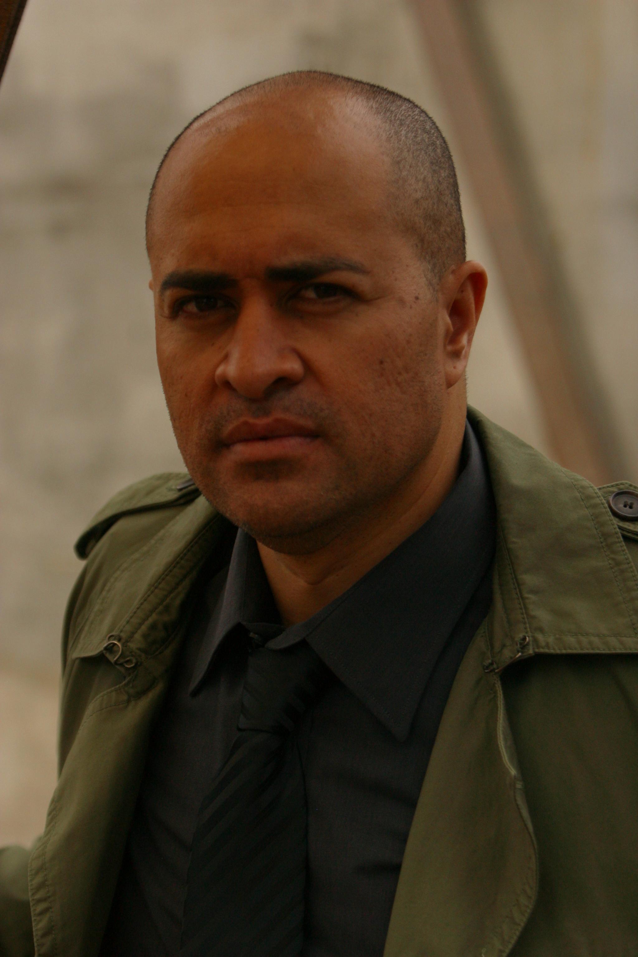 actor Miritana Hughes large photo