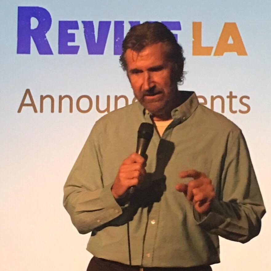 actor Craig Ahrens large photo