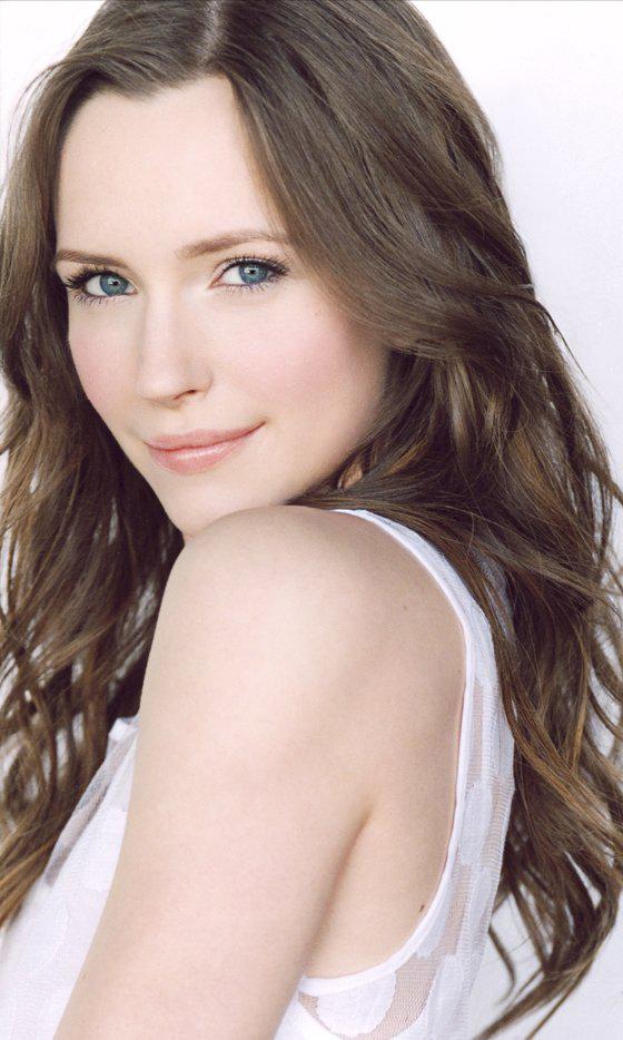 actor Katie Owsley large photo
