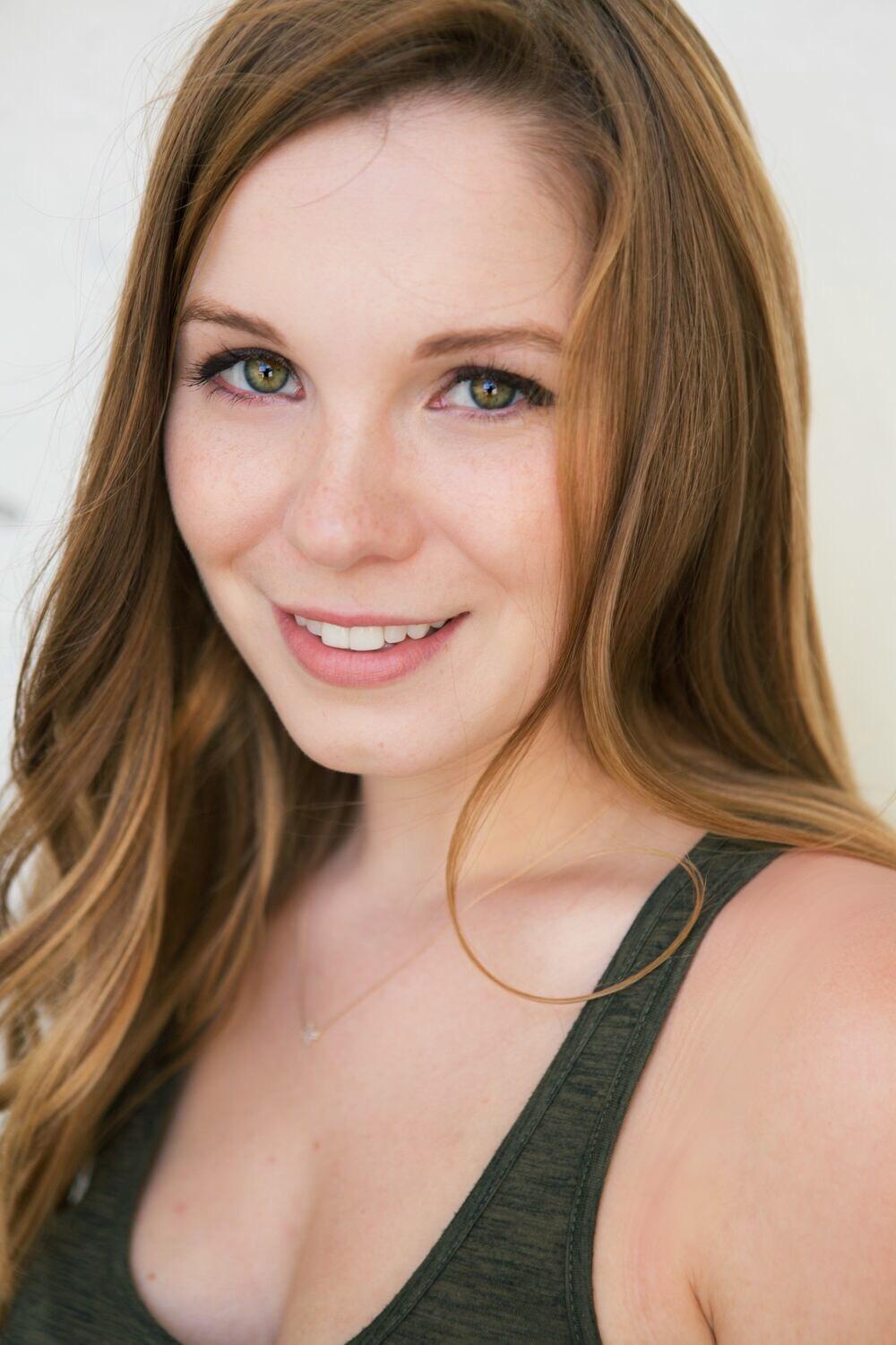 actor Rachel Clark-Spear large photo