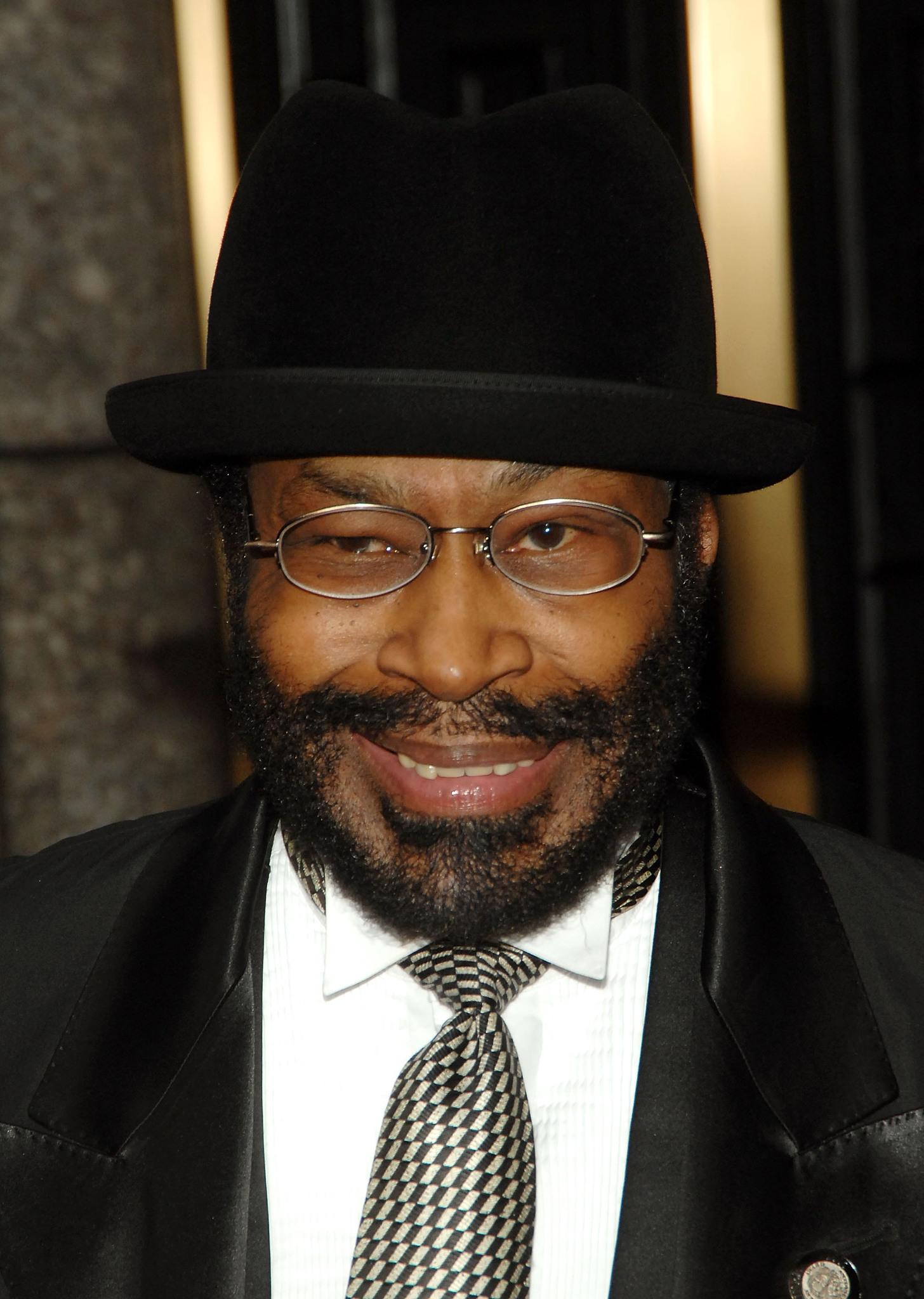 actor Anthony Chisholm large photo