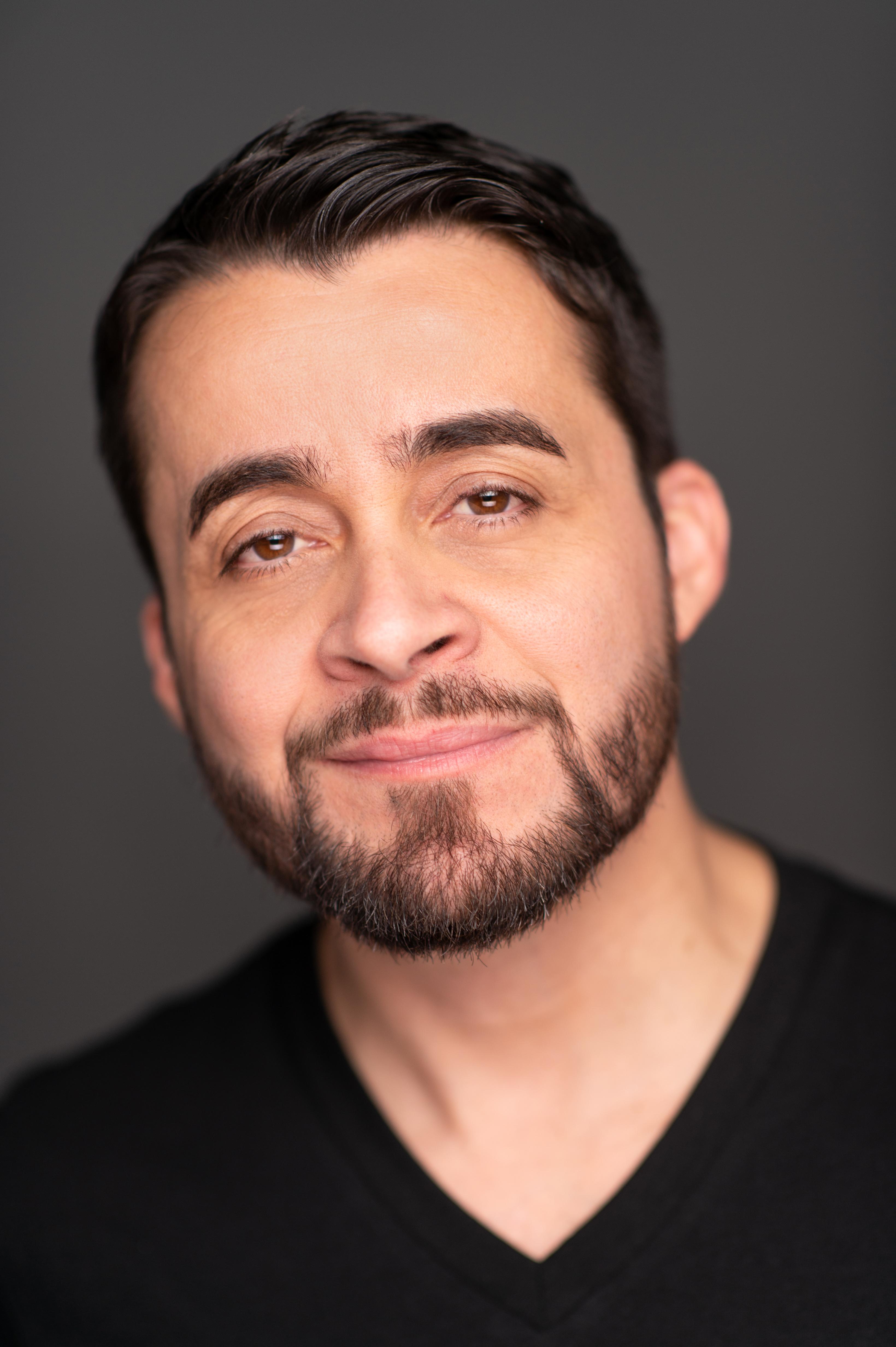 actor Javier E. Gómez large photo