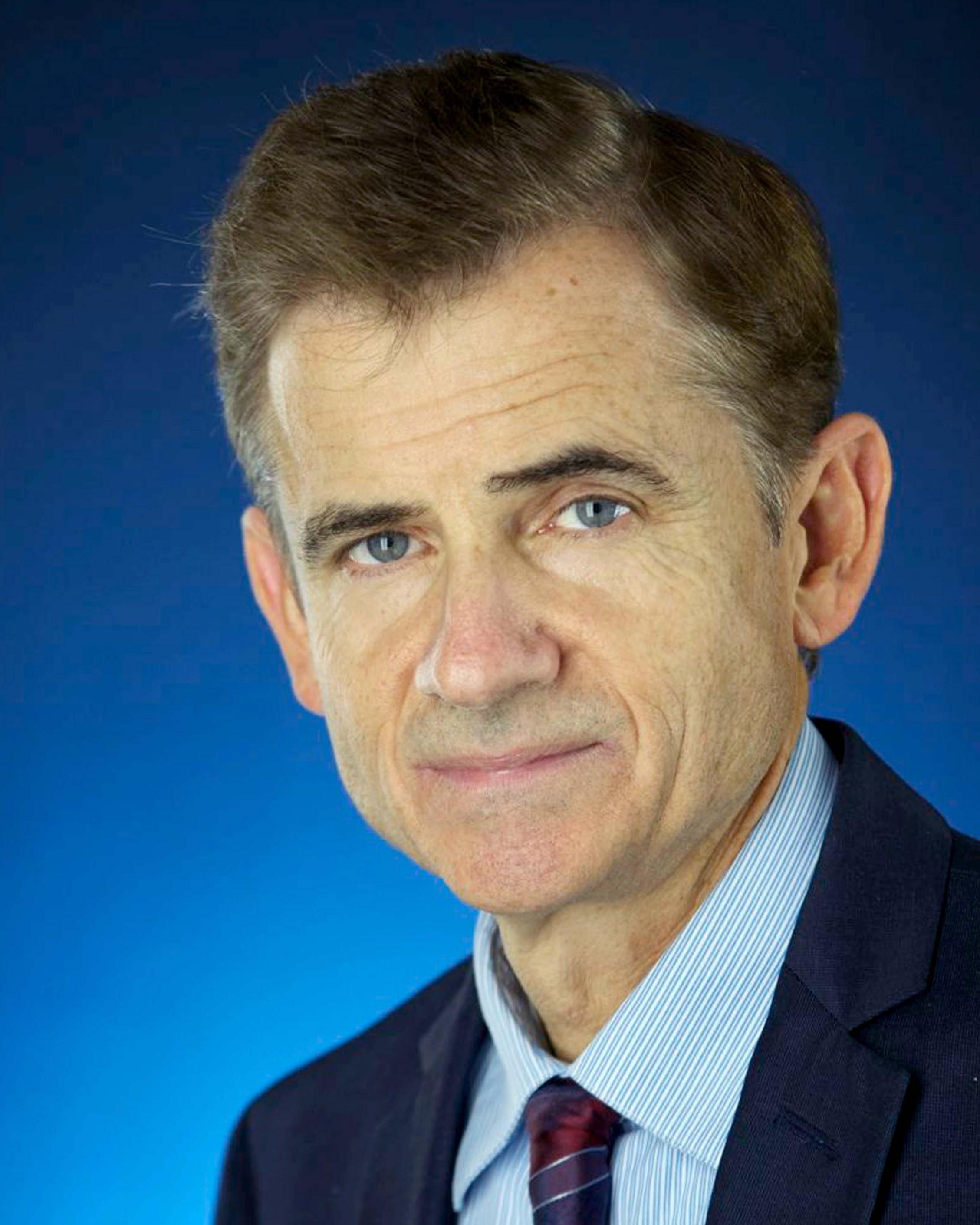 actor Steve McEvers large photo