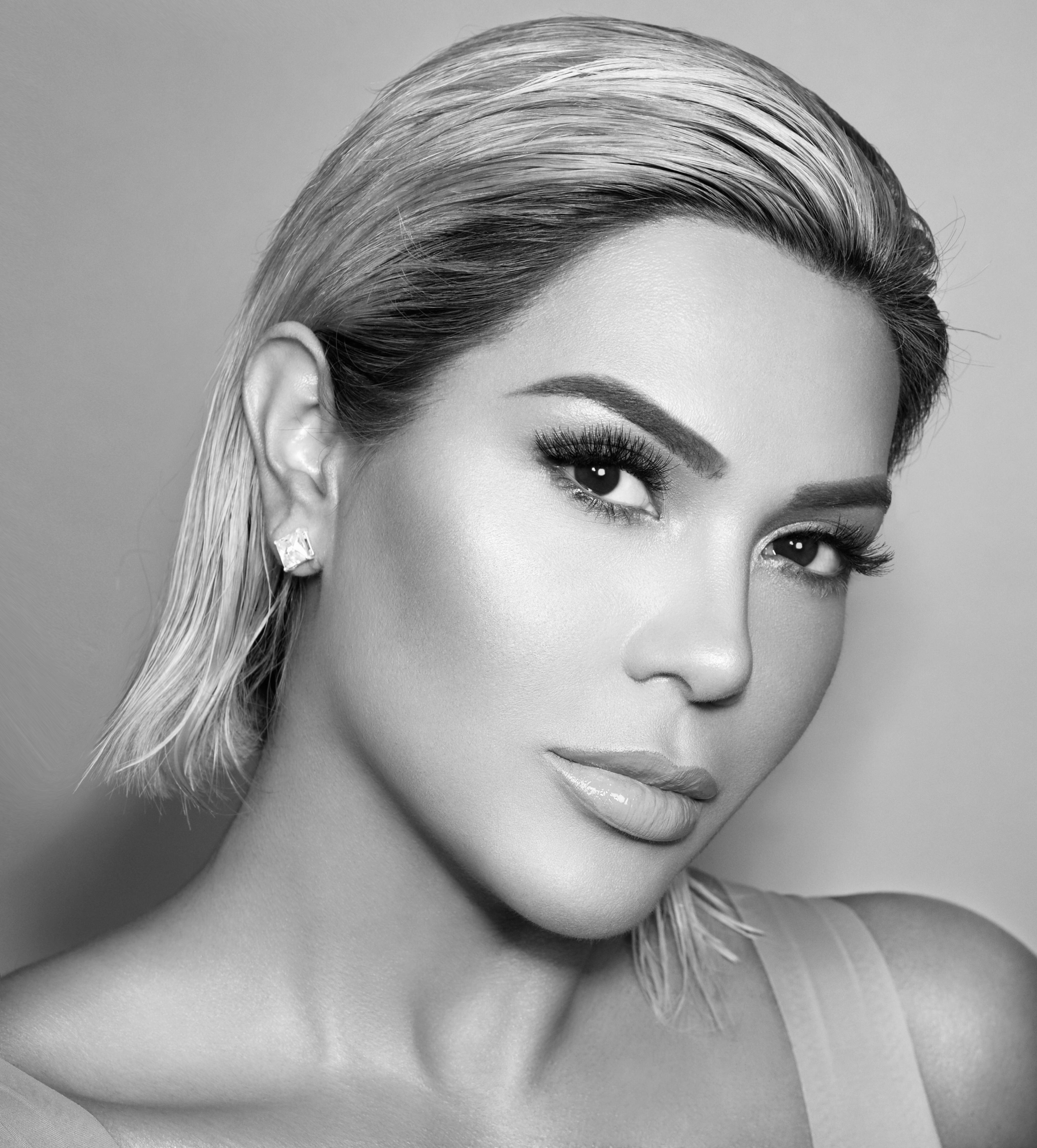 actor Noelia Rodriguez large photo