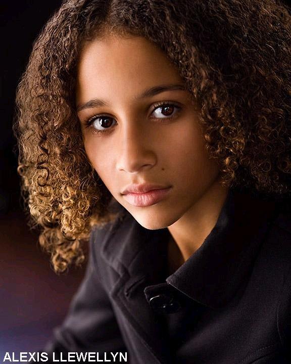 actor Alexis Llewellyn large photo