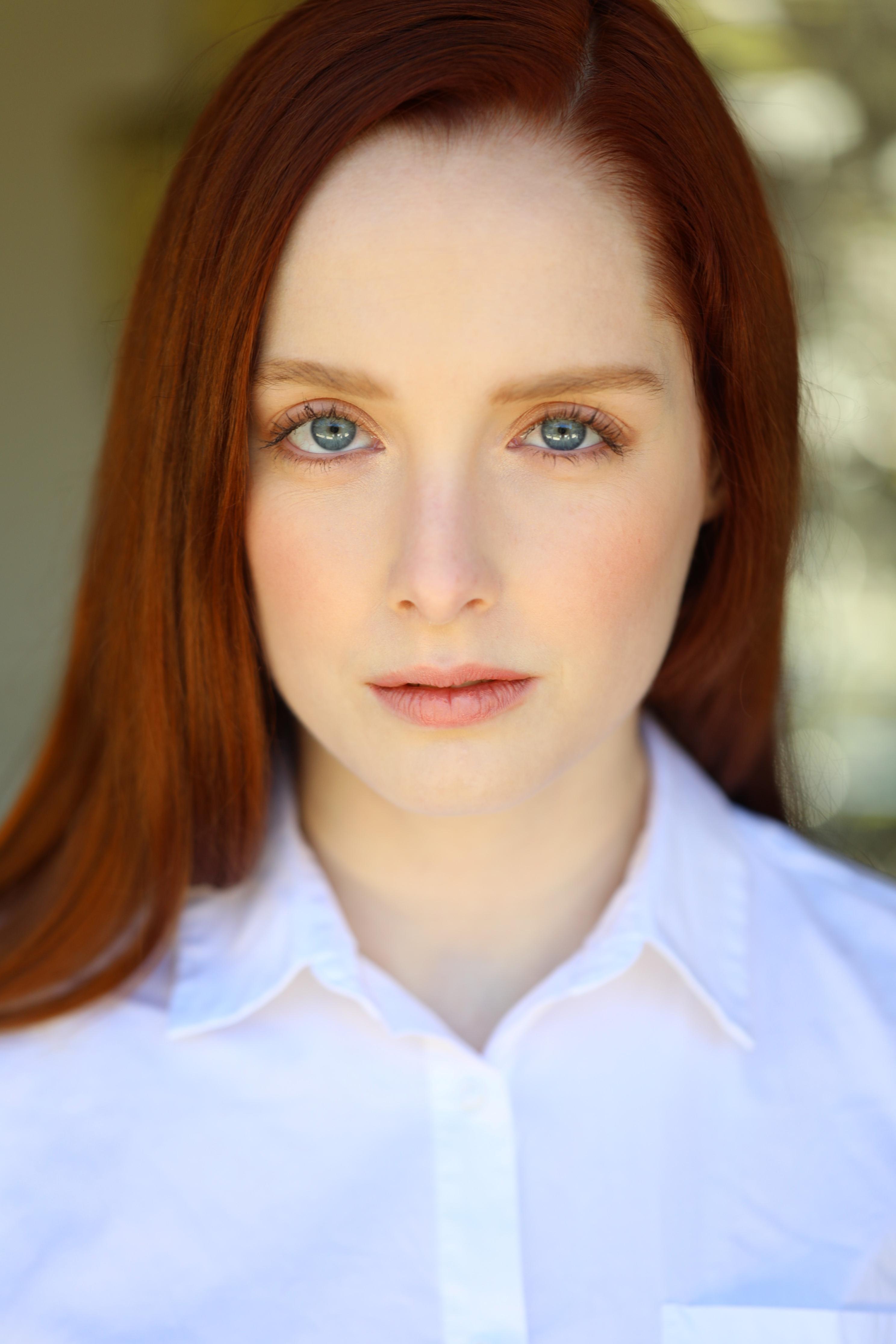 actor Alex Elliott large photo