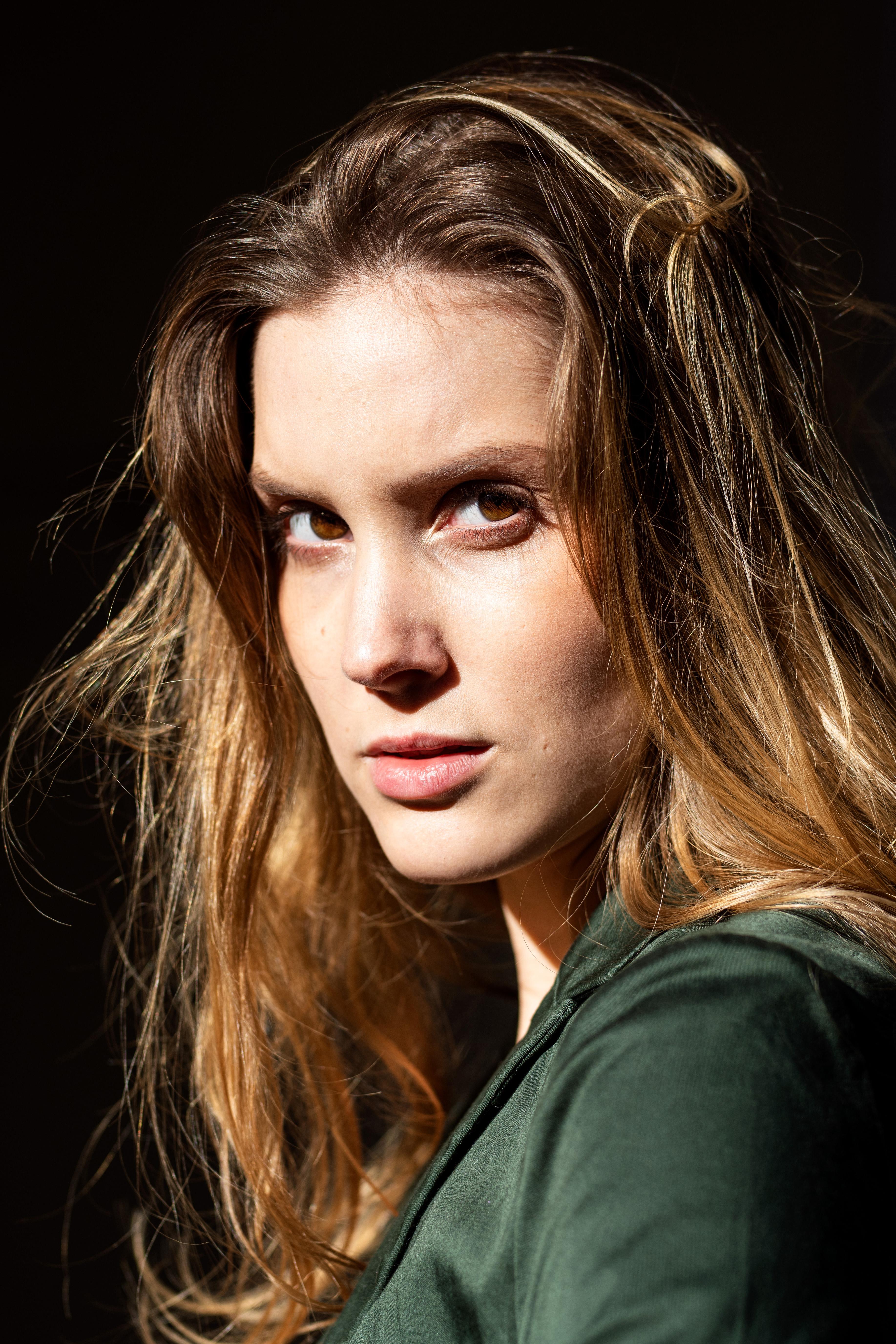 actor Maja-Celiné Probst large photo