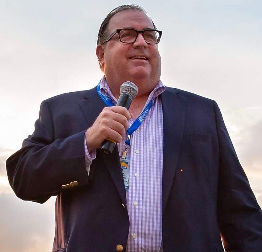 actor Tom Farley Jr. large photo