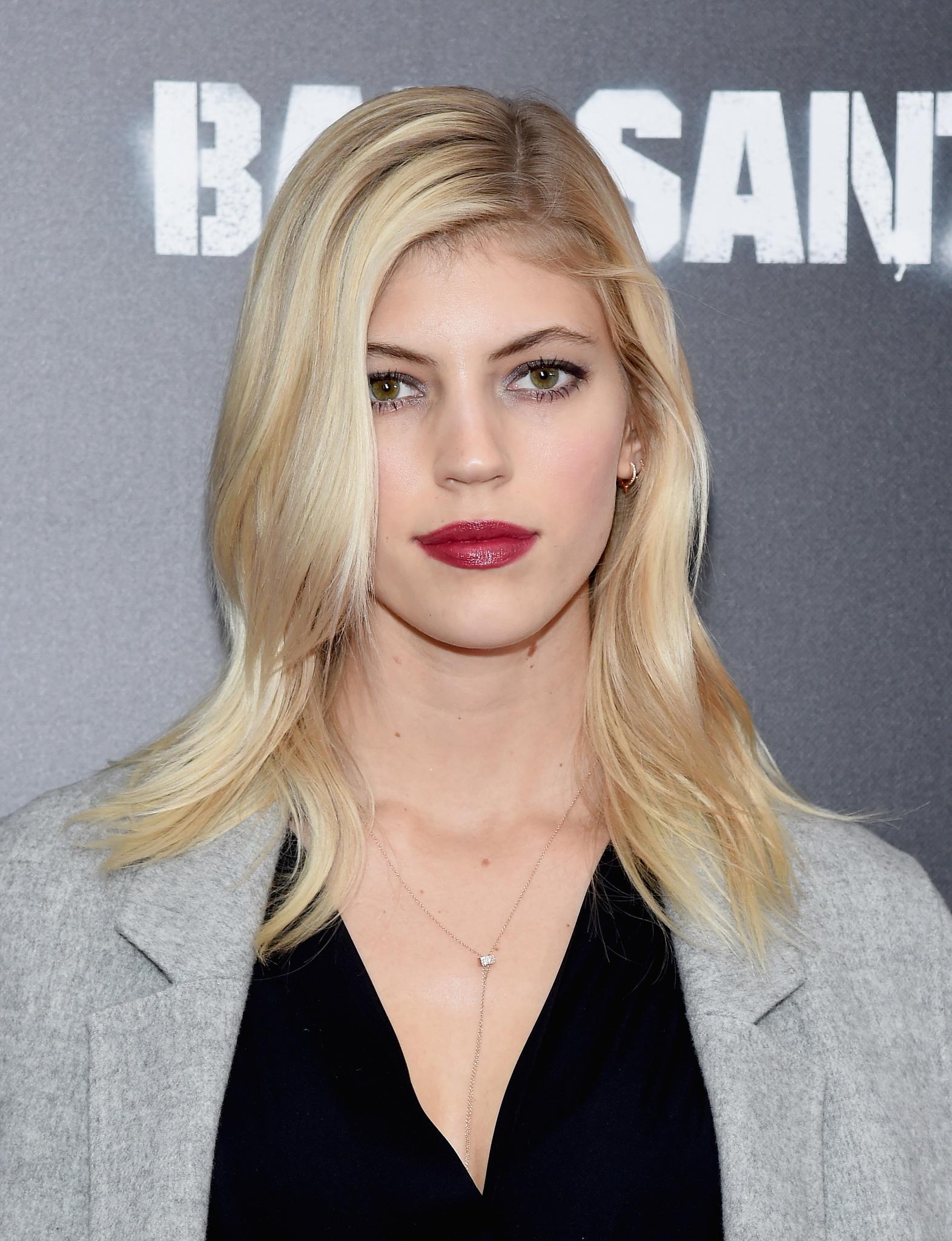 actor Devon Windsor large photo