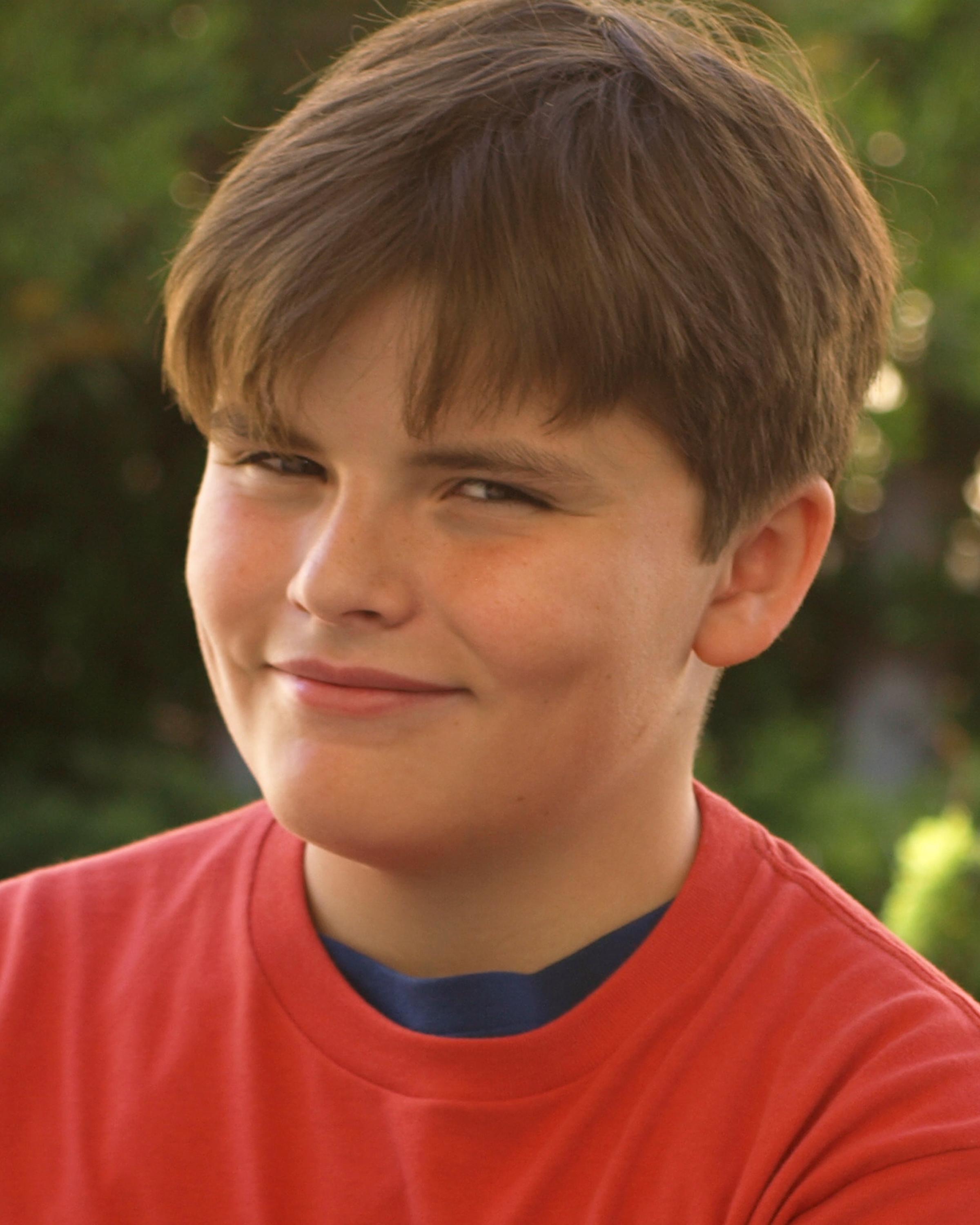 actor Jonah Britton large photo