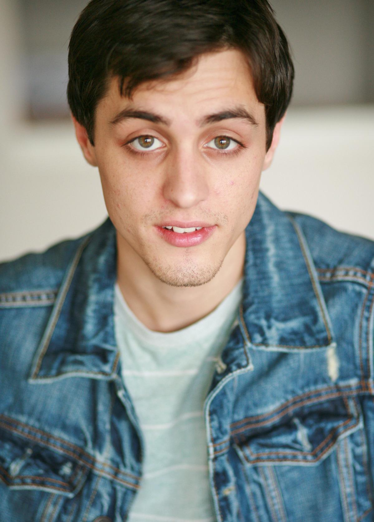 actor Anthony Bosmans II large photo