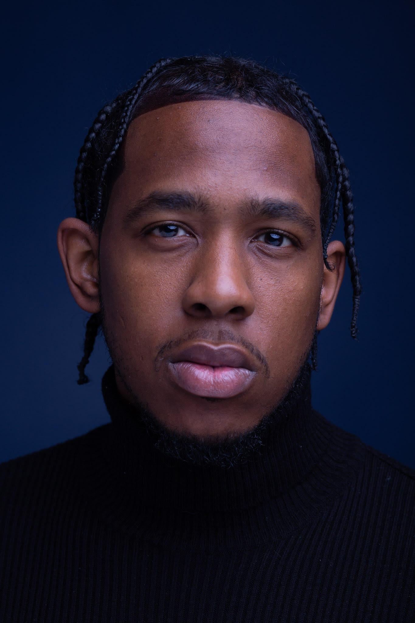 actor London Scott large photo