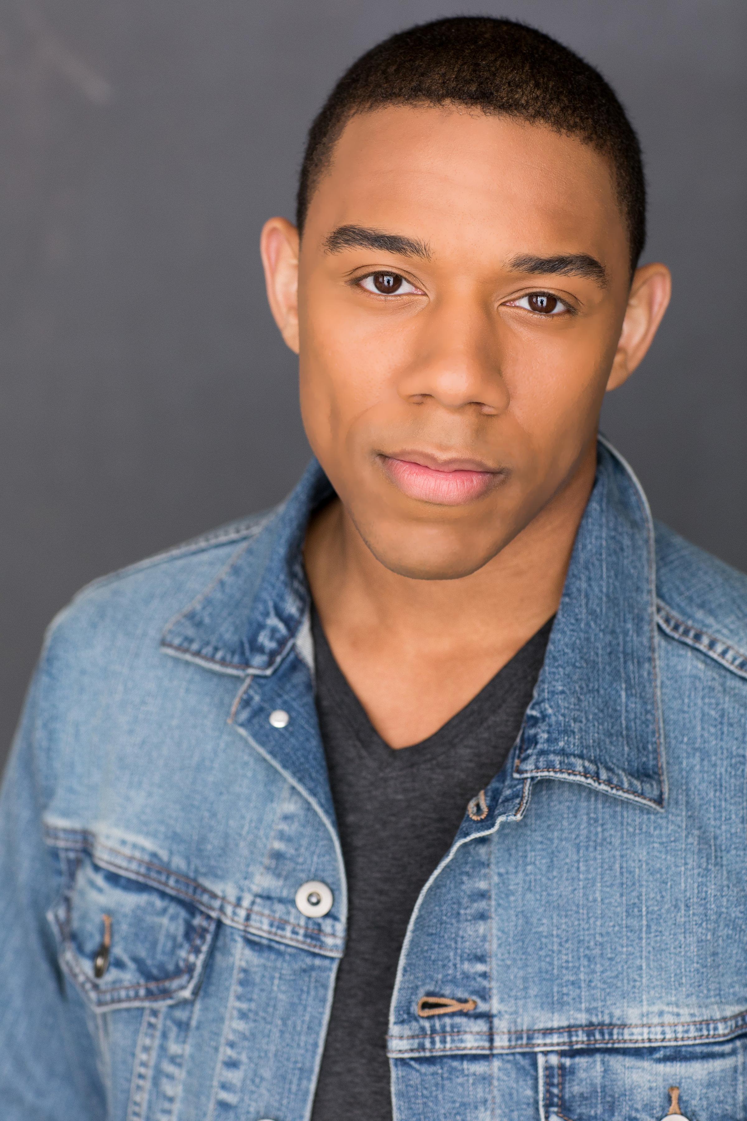 actor Xavier J. Watson large photo