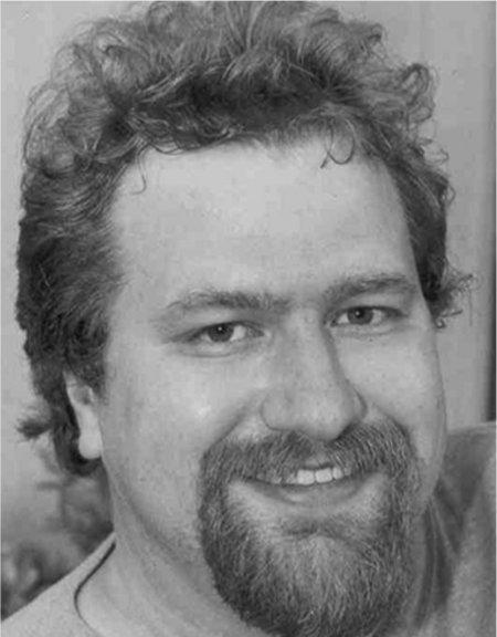 actor Lowell Bartholomee large photo