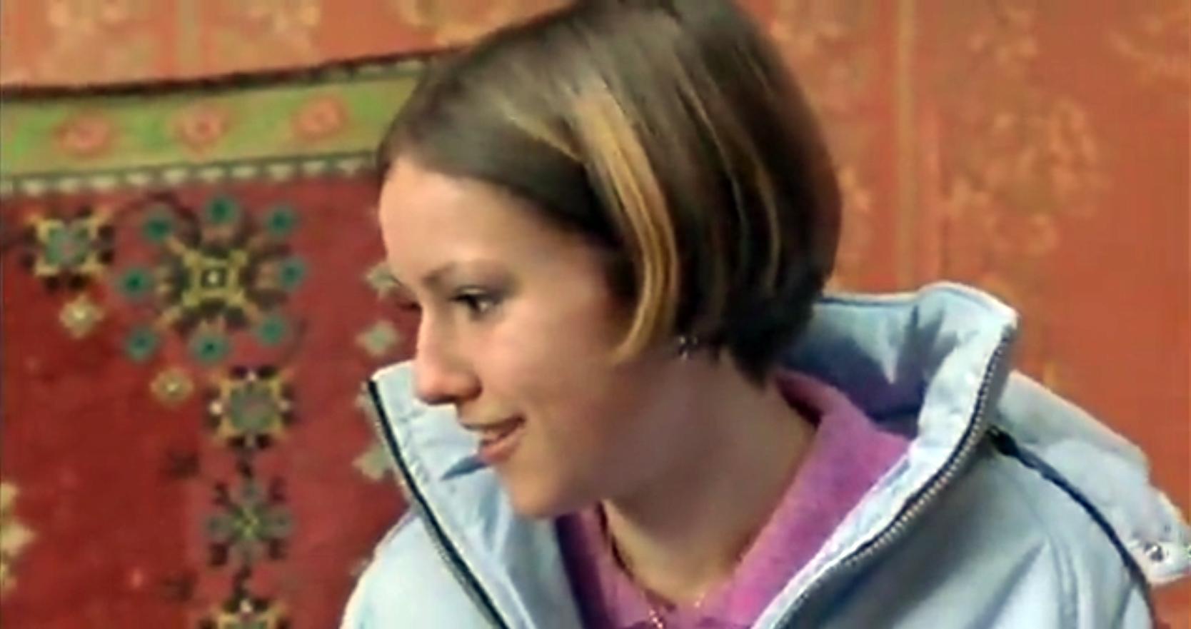 actor Elina Benenson large photo