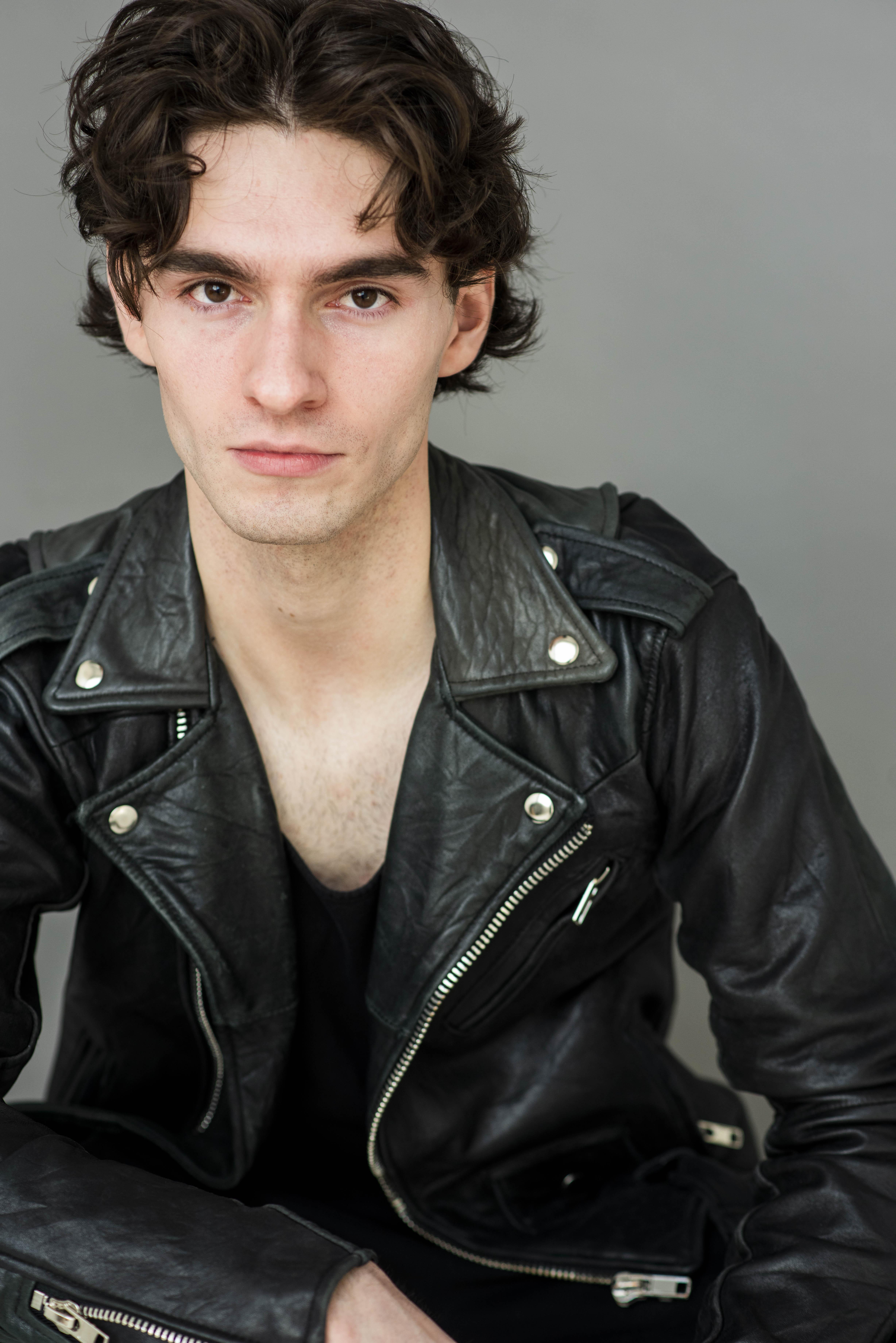 actor Josh Pinette large photo