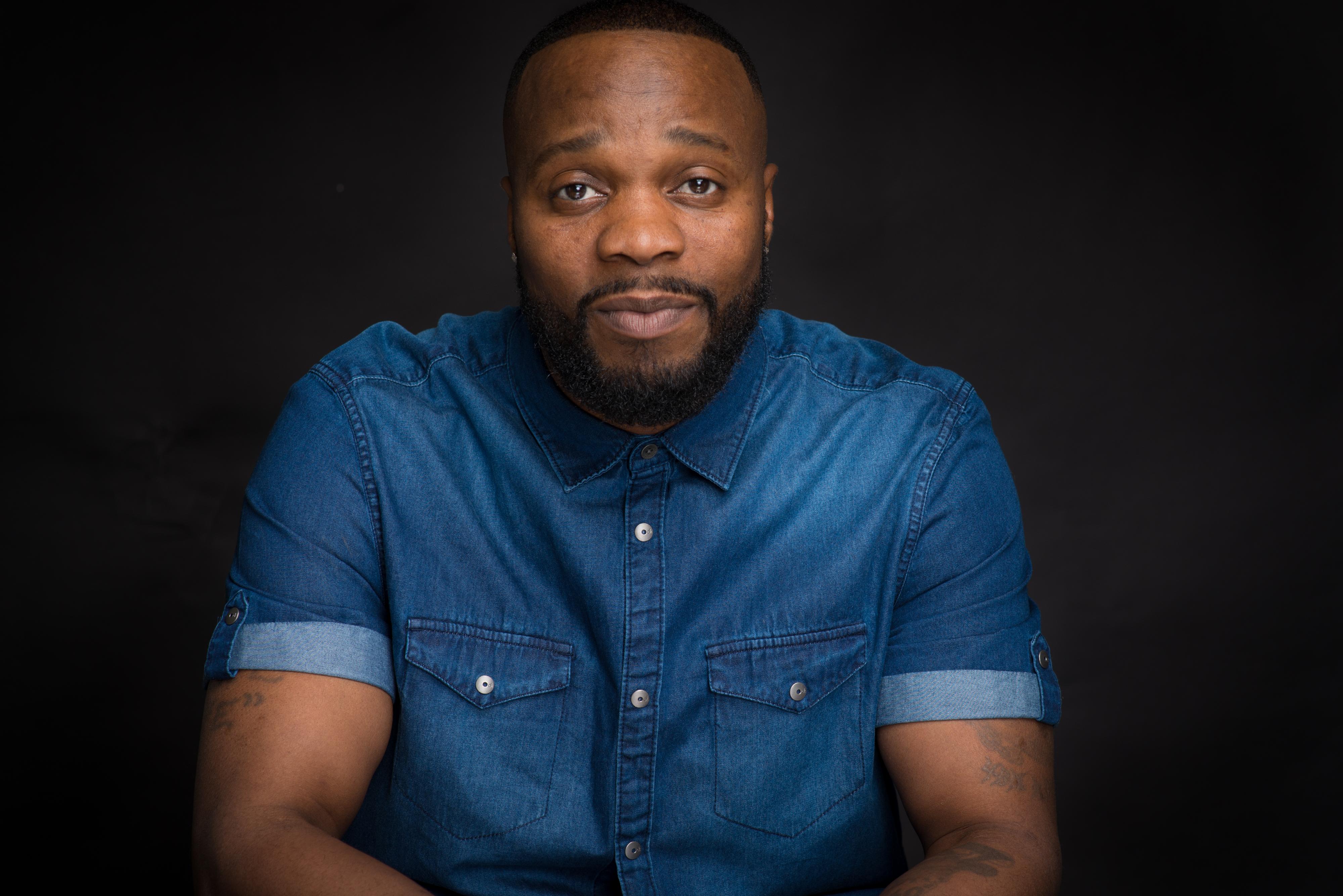 actor Ernest Howard large photo