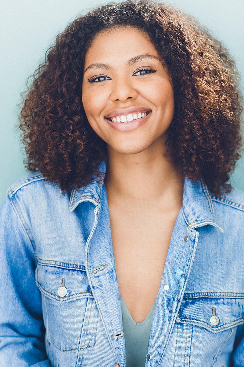 actor Lera Savannah large photo