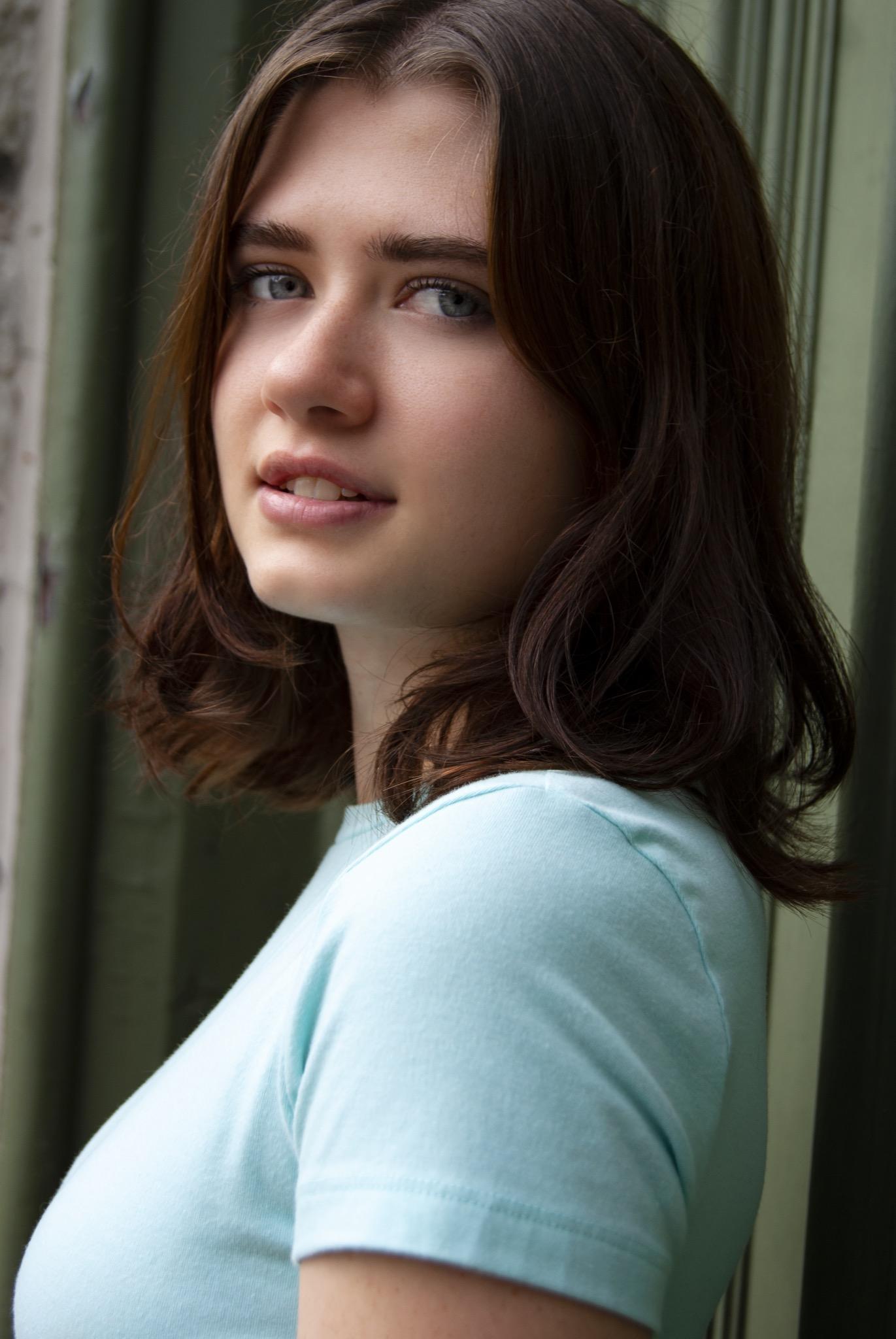 actor Lilly Leann Wright large photo