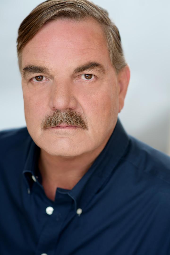 actor Keith Lopez large photo