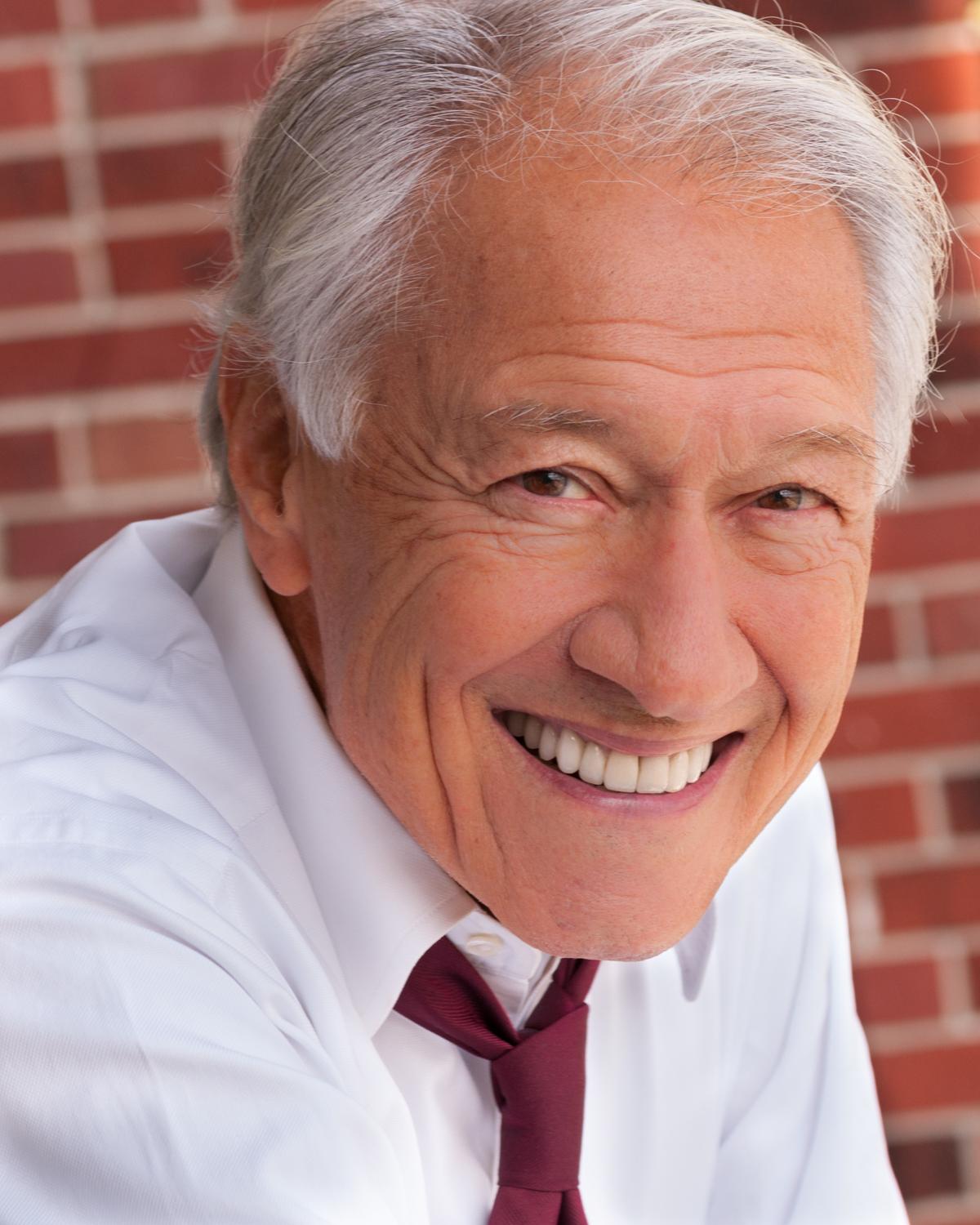 actor Tom Creel large photo