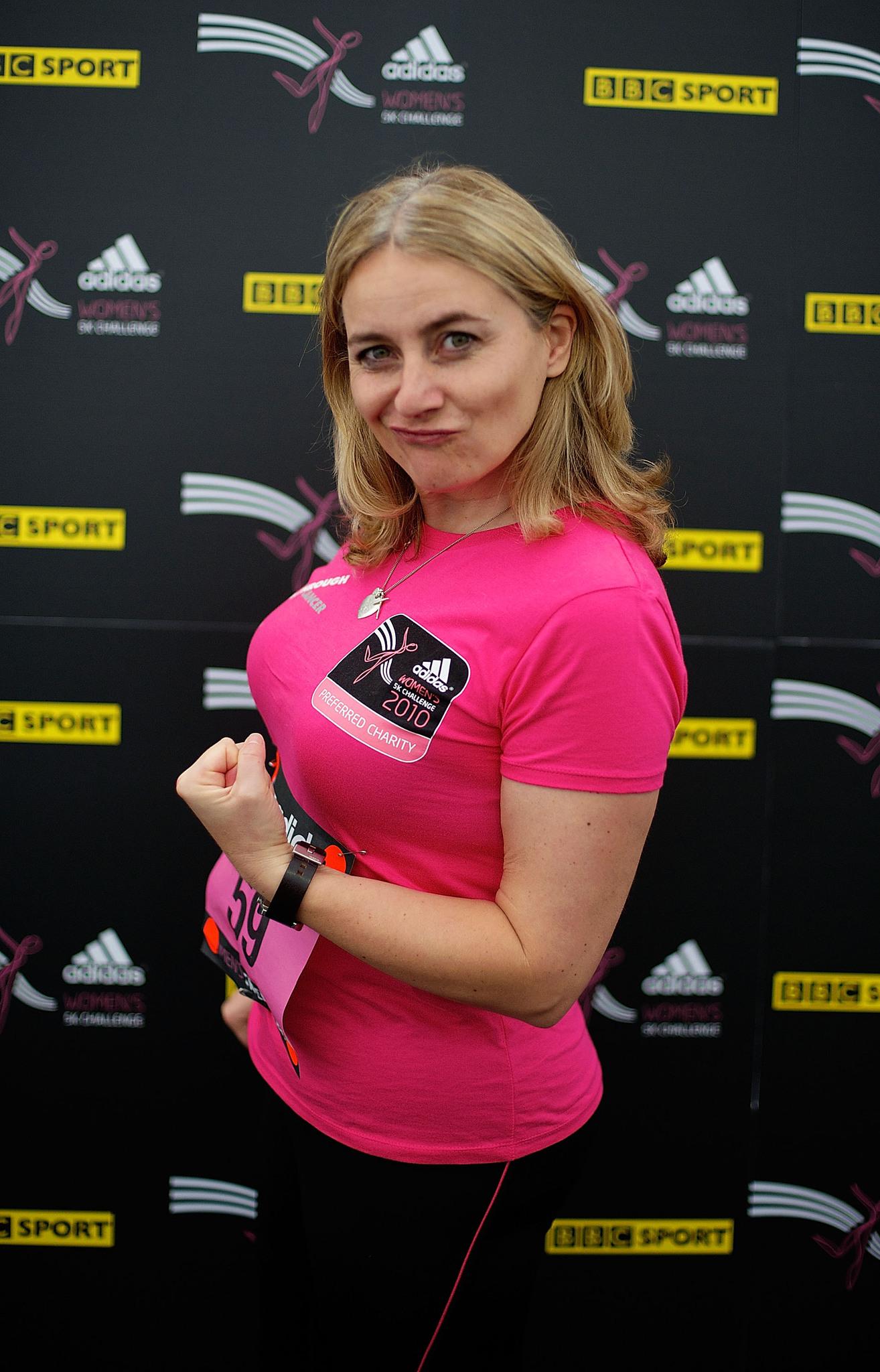 actor Emma Kennedy large photo