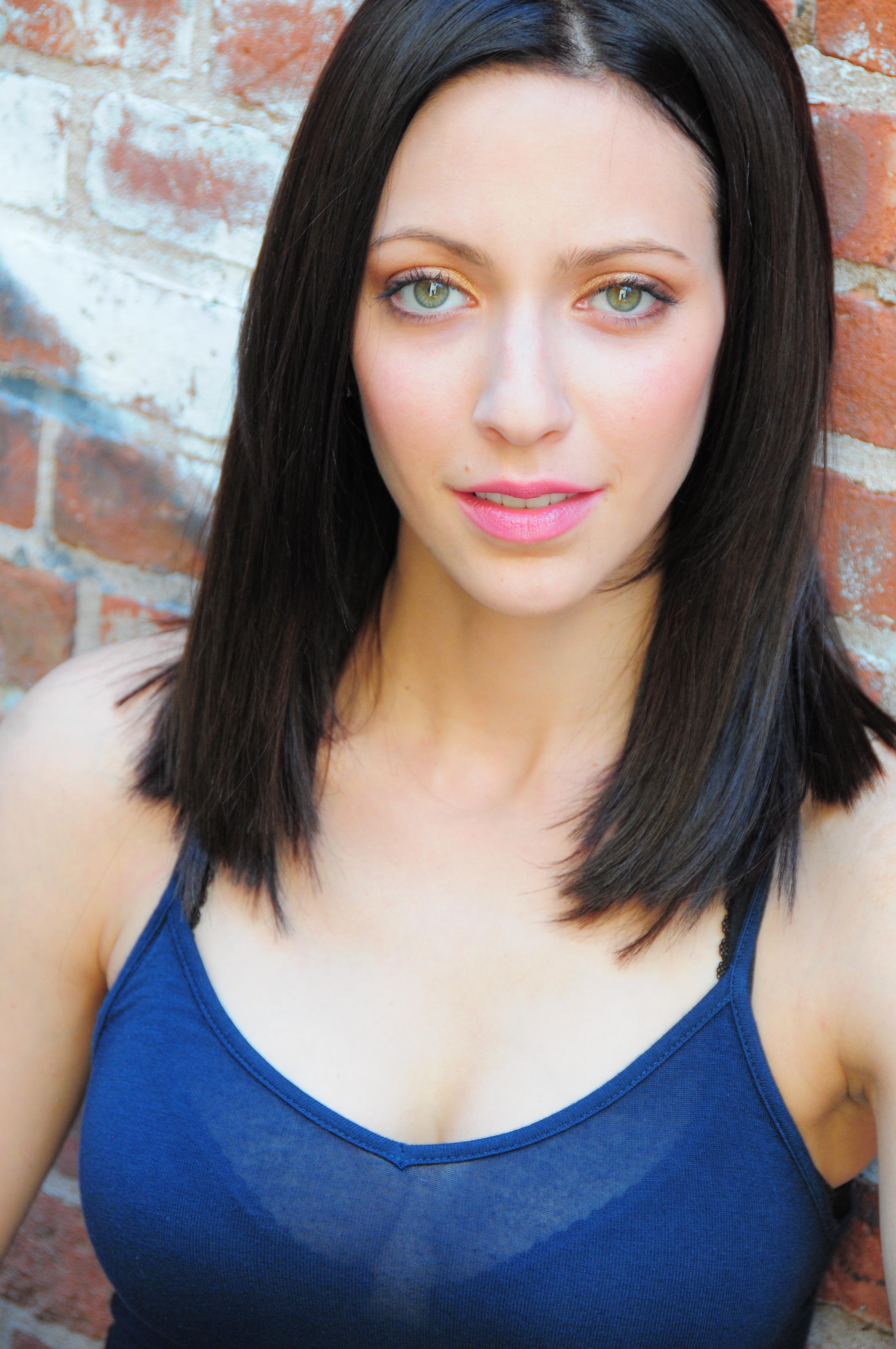 actor Kate Rogal large photo