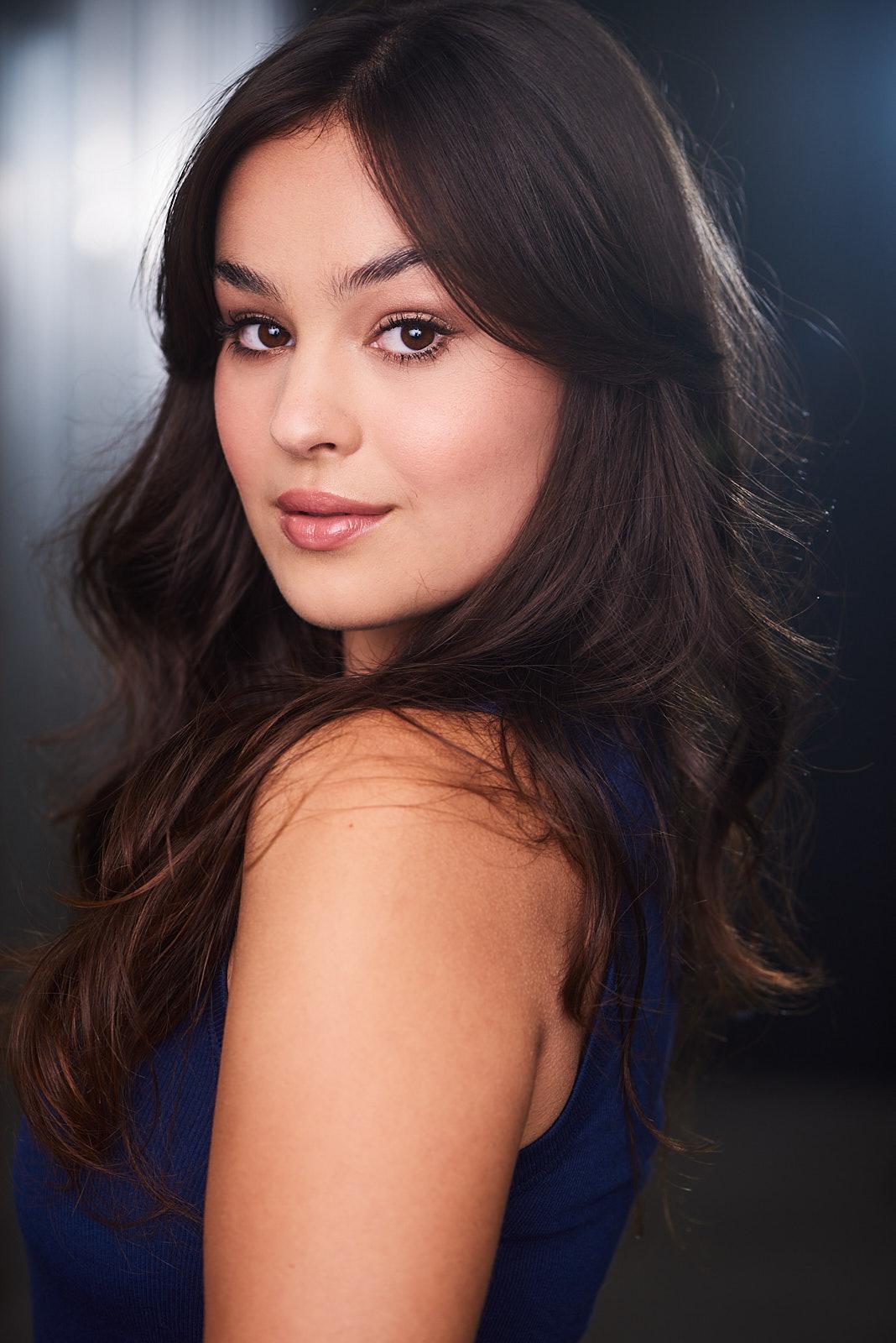 actor Emma Nasfell large photo