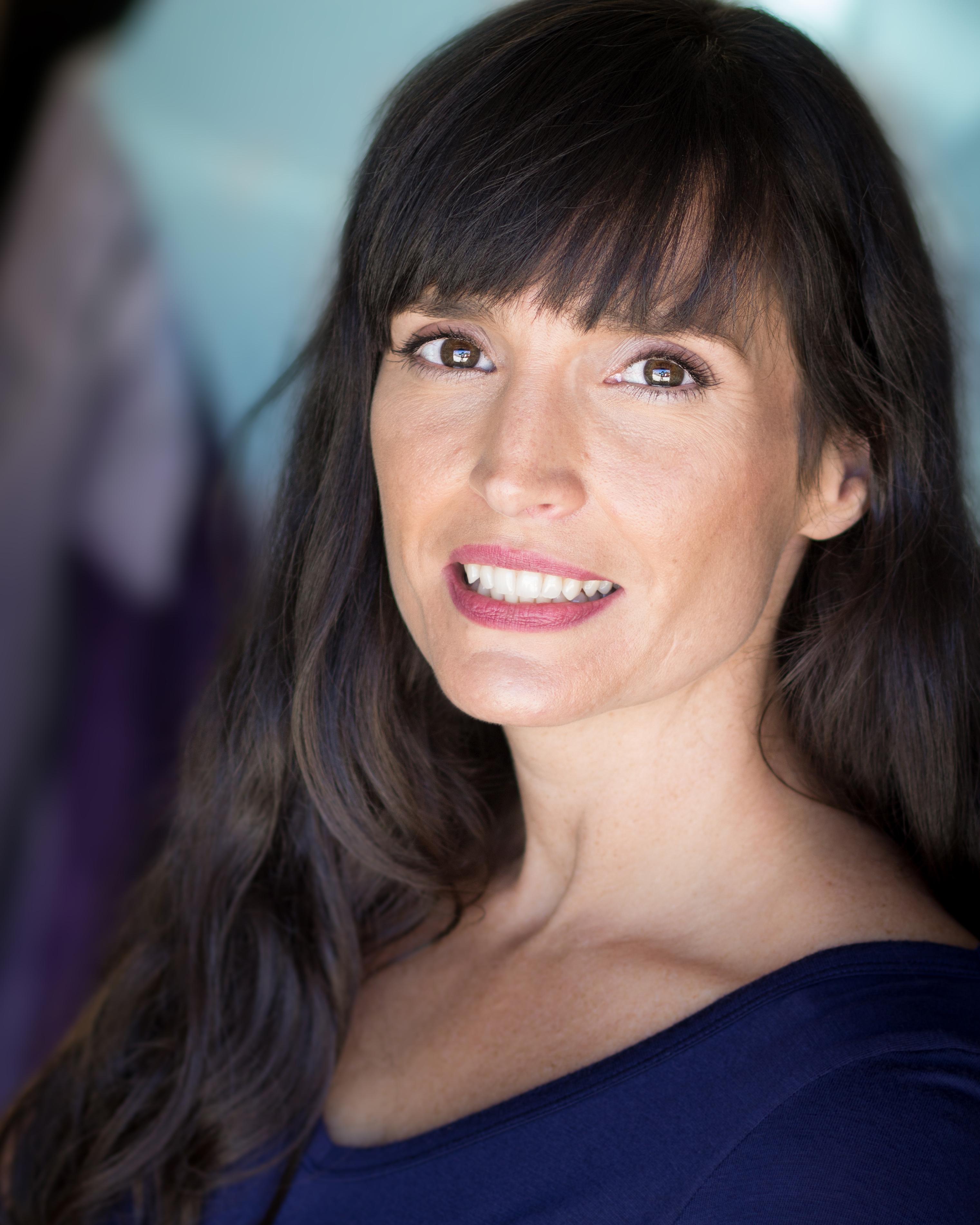 actor Sadie Hebert large photo