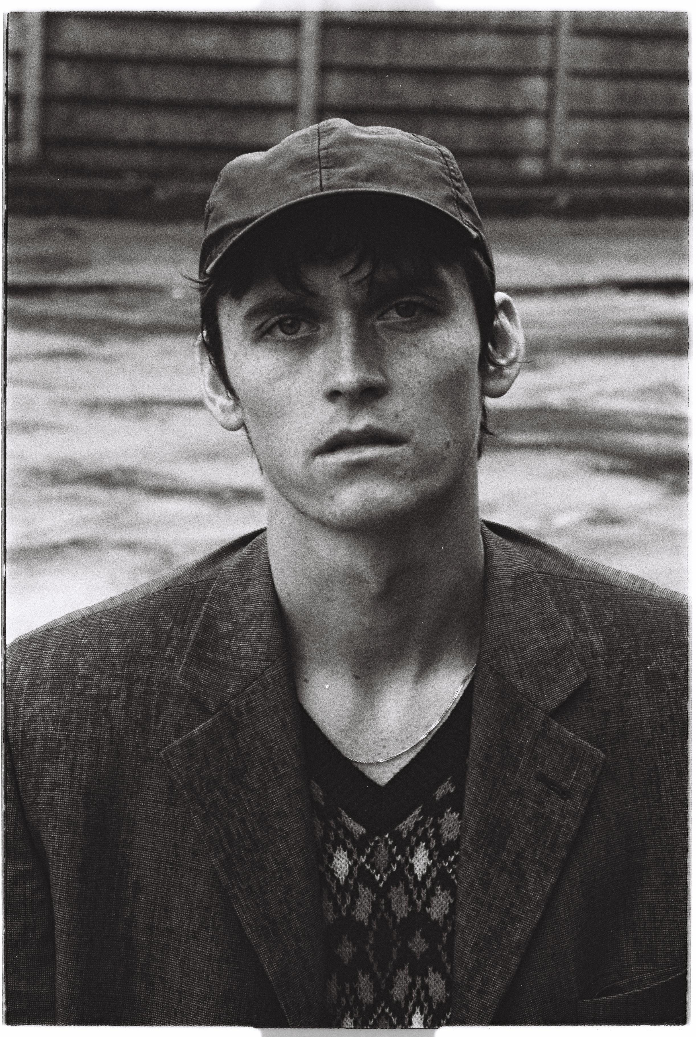 actor Anders Hayward large photo