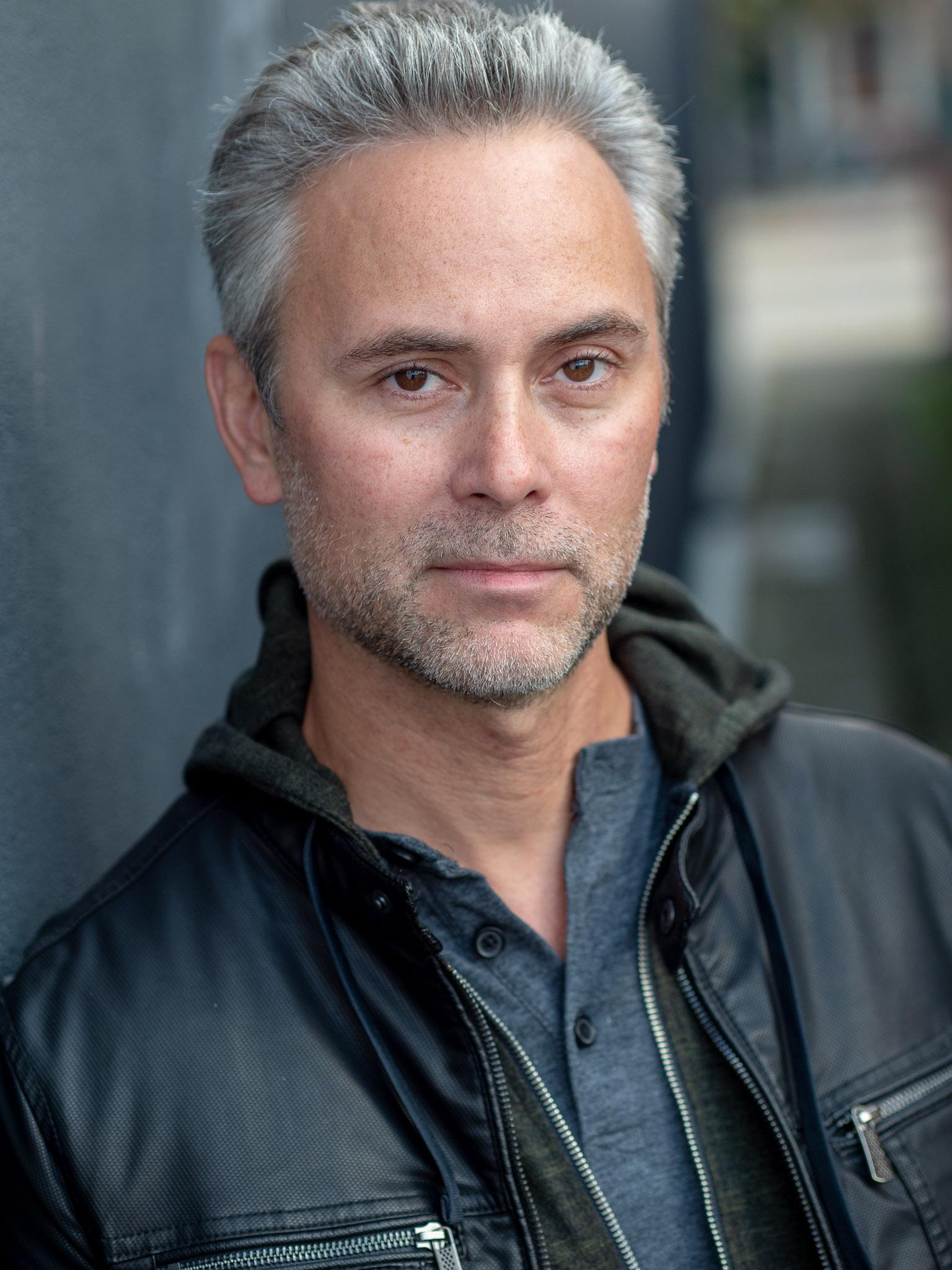 actor Robert Fuette large photo