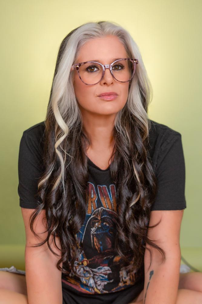 actor Lisa Ovies large photo