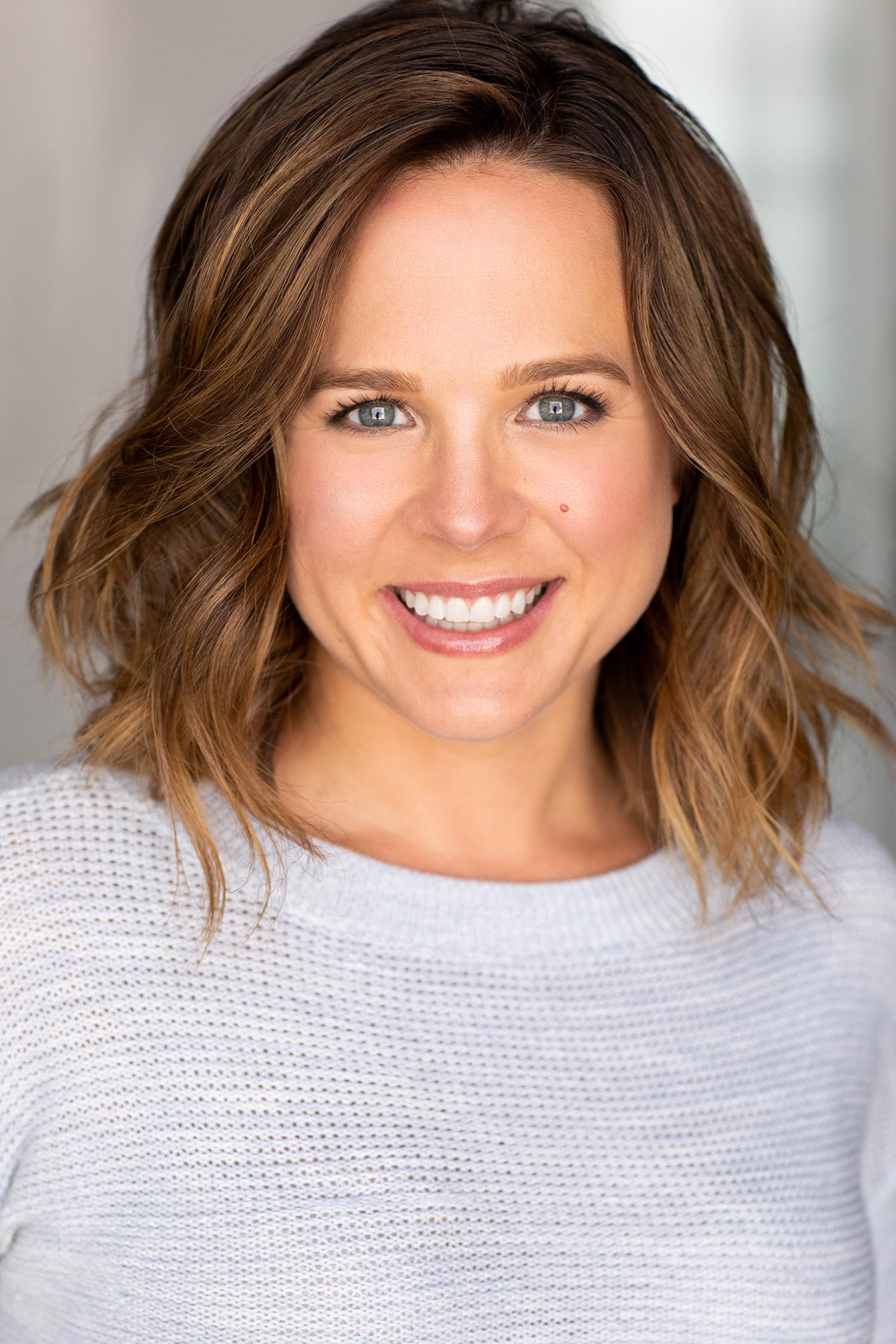 actor Lenne Klingaman large photo