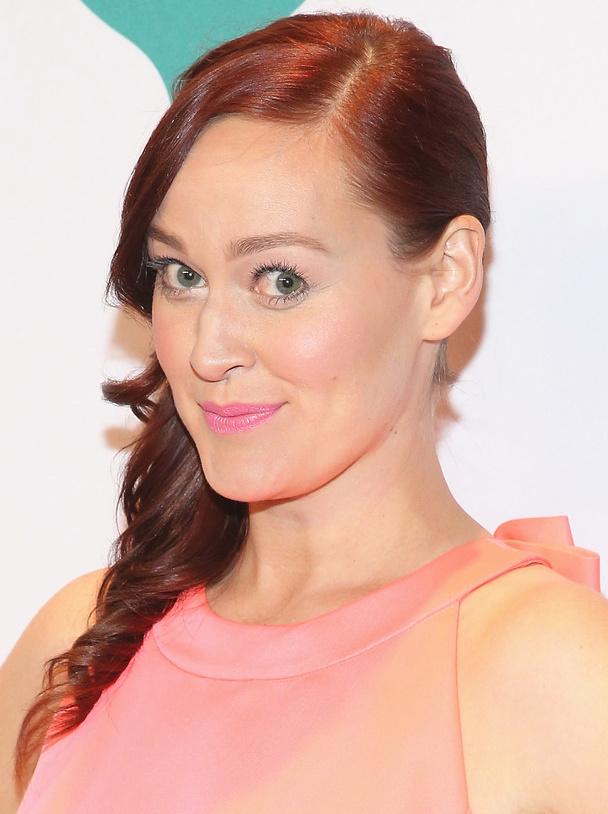 actor Mamrie Hart large photo