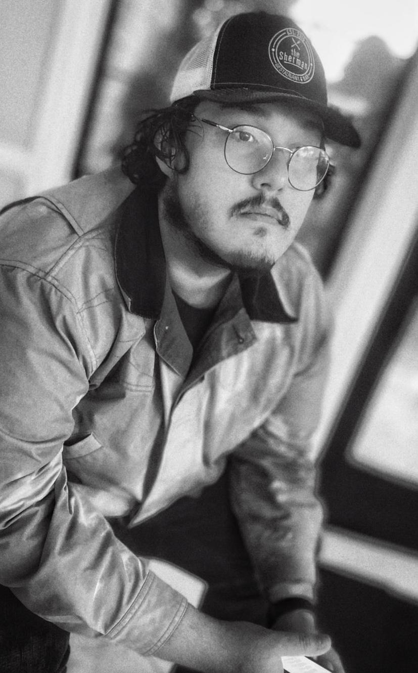 actor Roberto Ahumada large photo