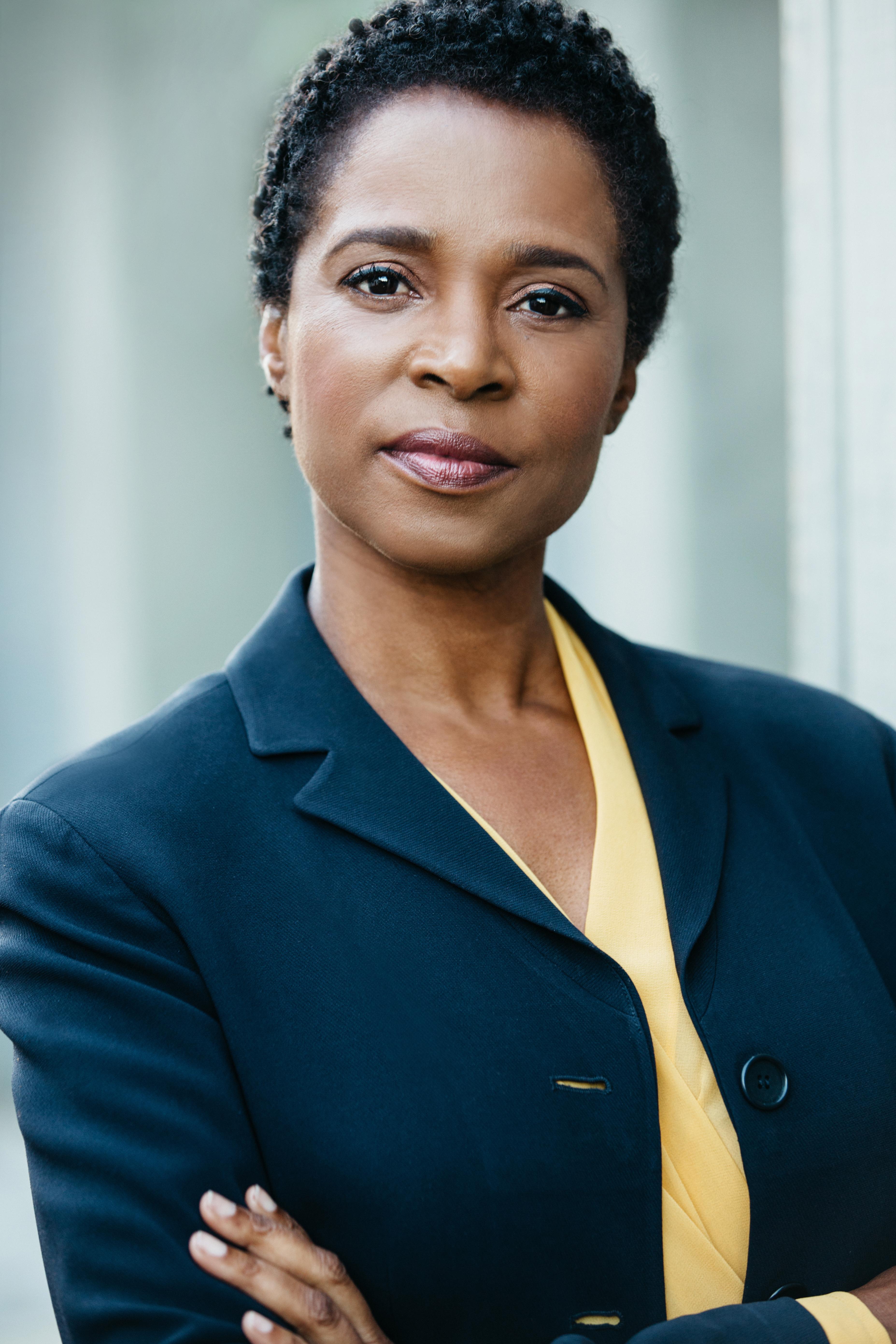 actor Carnetta Jones large photo