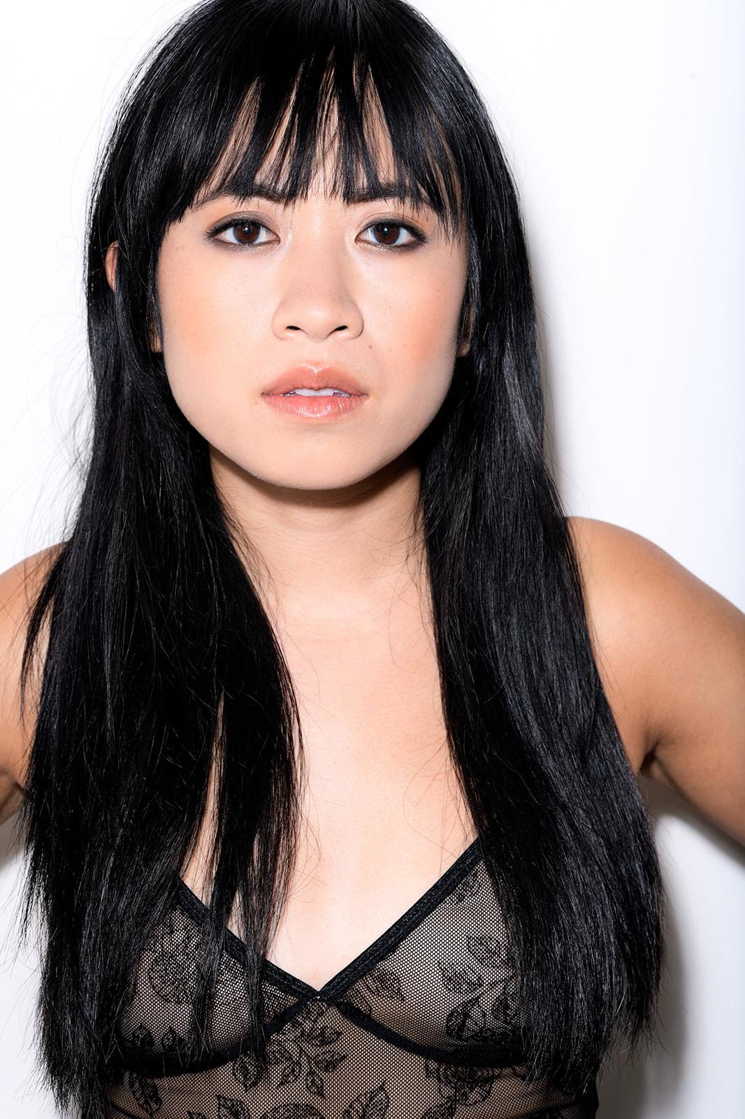 actor Mia Danelle large photo