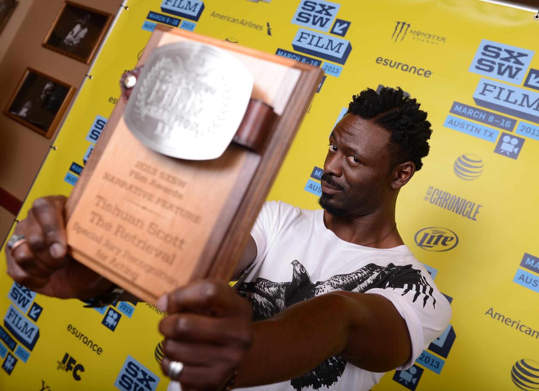 actor Tishuan Scott large photo