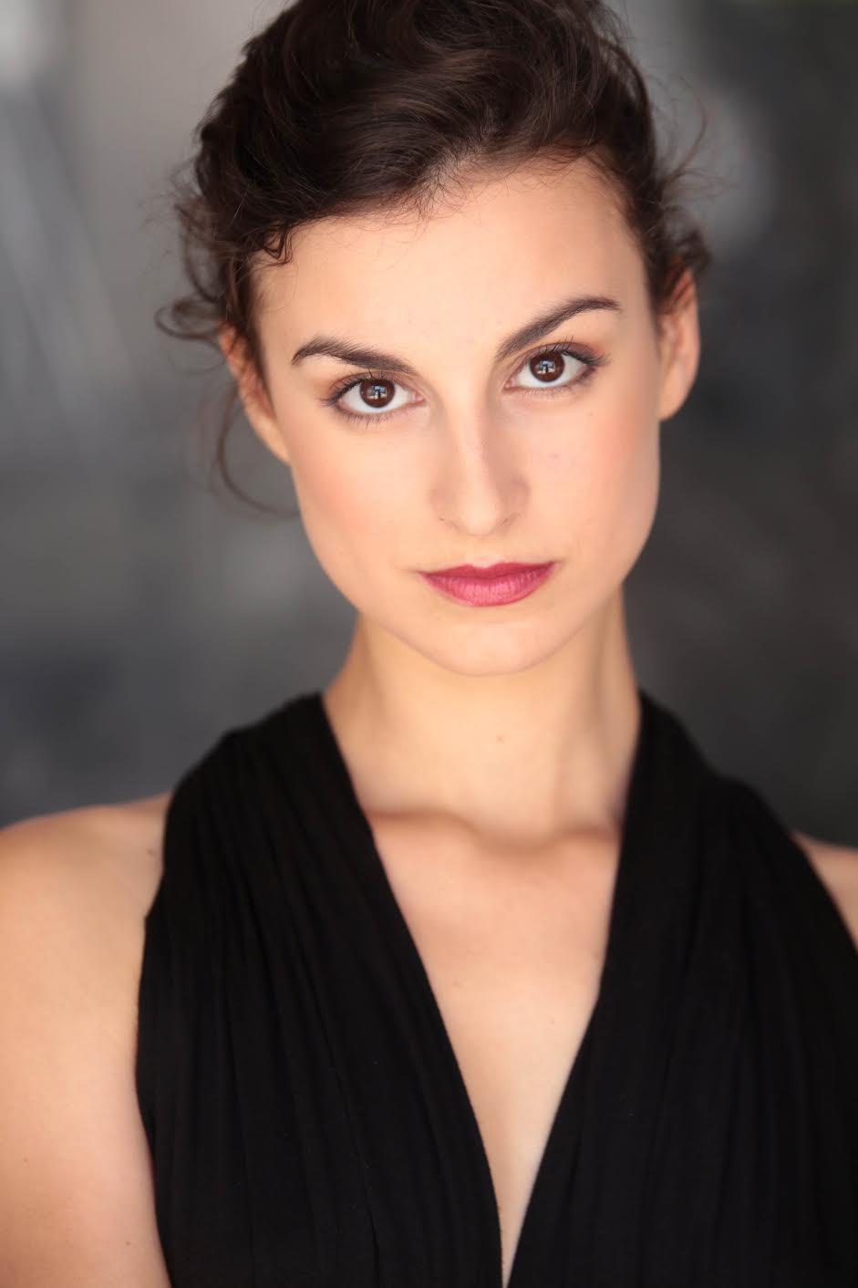 actor Ivona Kustudic large photo