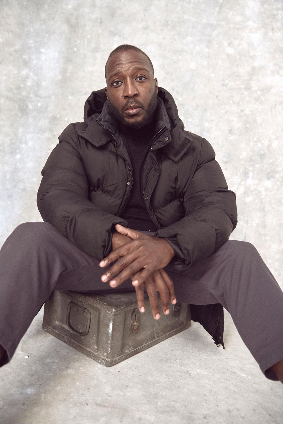 actor Raphael Sowole large photo