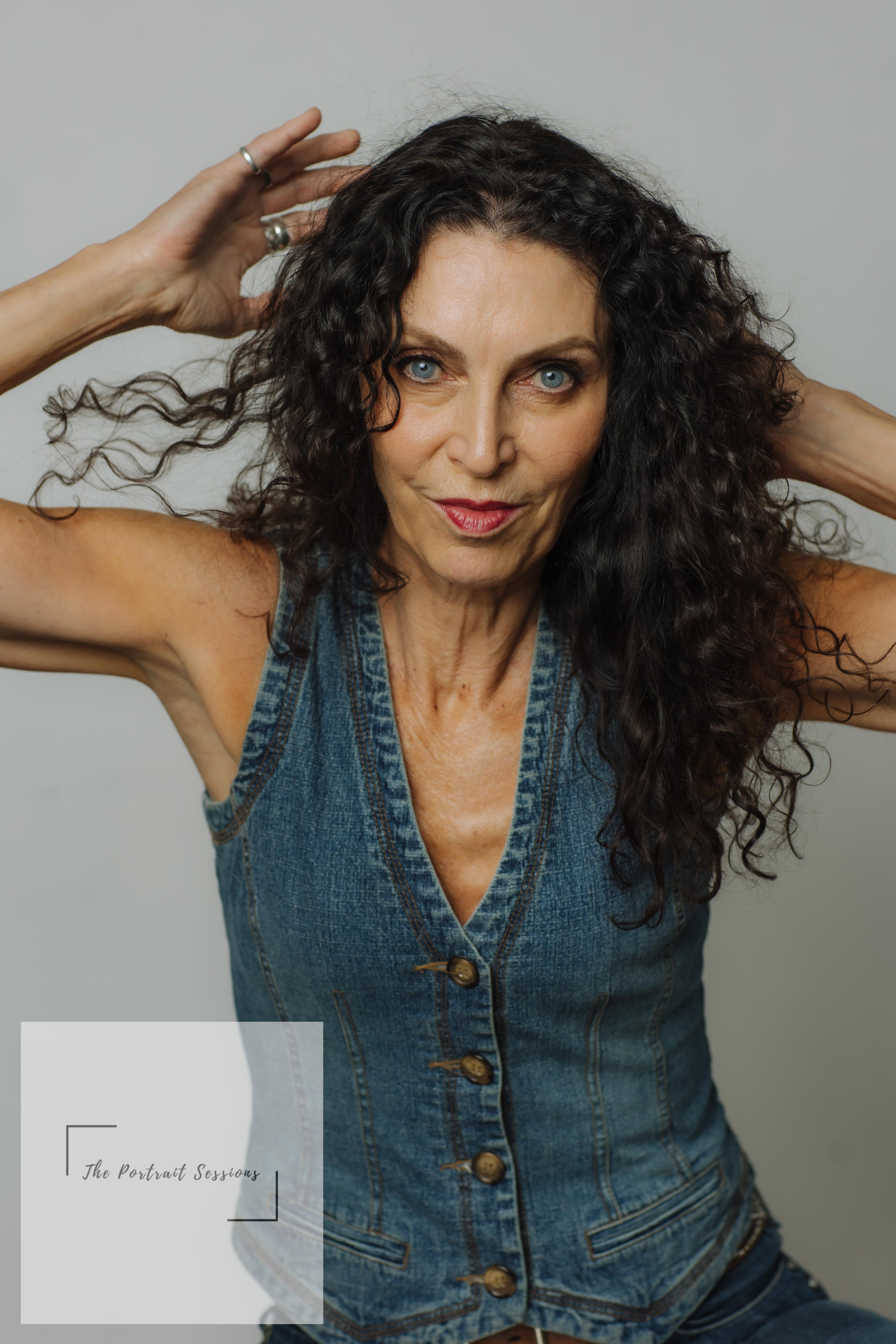 actor Jennifer Koenig large photo