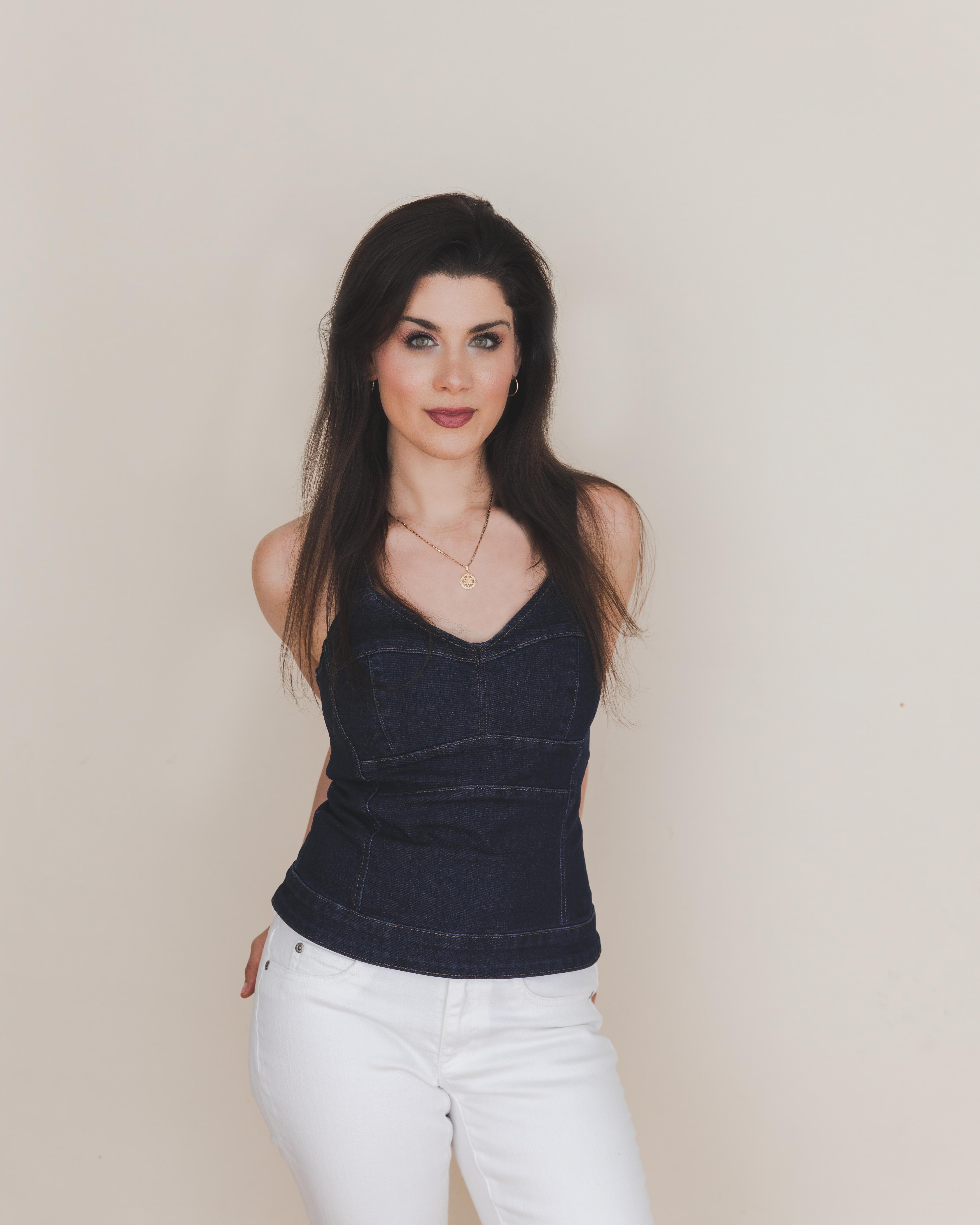 actor Elyssa Nicole Trust large photo