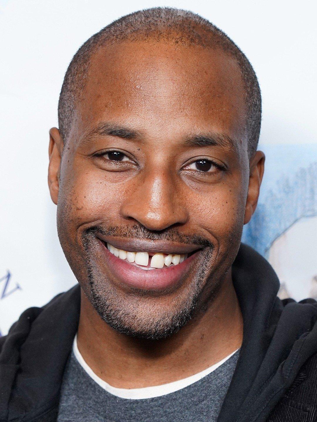 actor Dwayne Perkins large photo