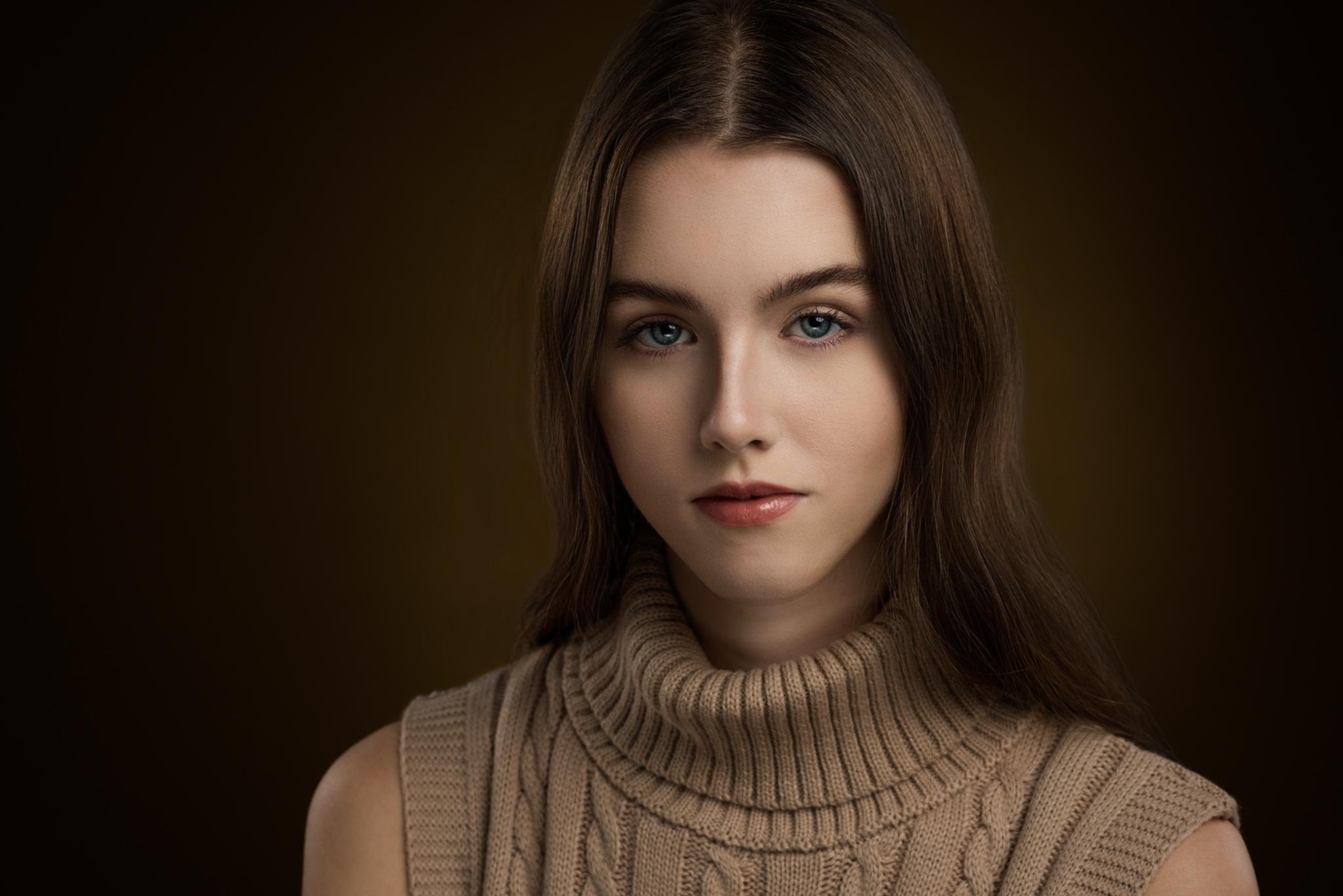 actor Brianna Gorgerat large photo